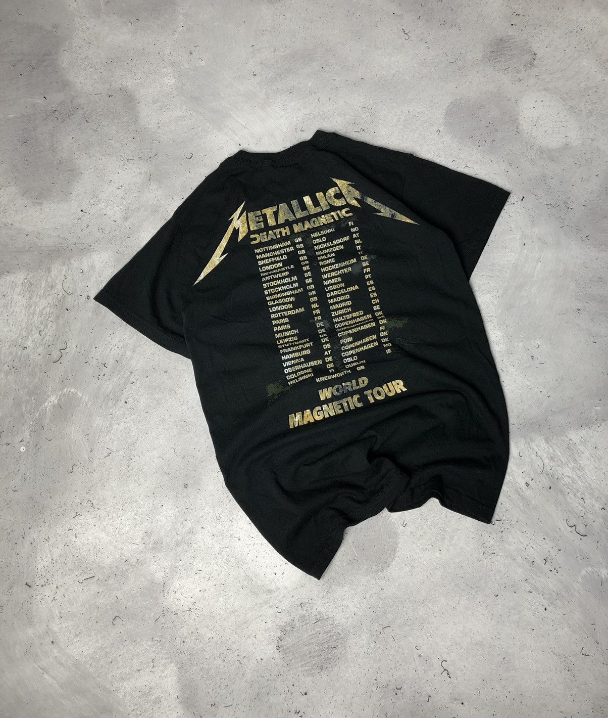 Band Tees × Metallica × Vintage Vintage Metallica Death Magnetic World Tour T-Shirt 2009 Size US S / EU 44-46 / 1 - 9 Thumbnail