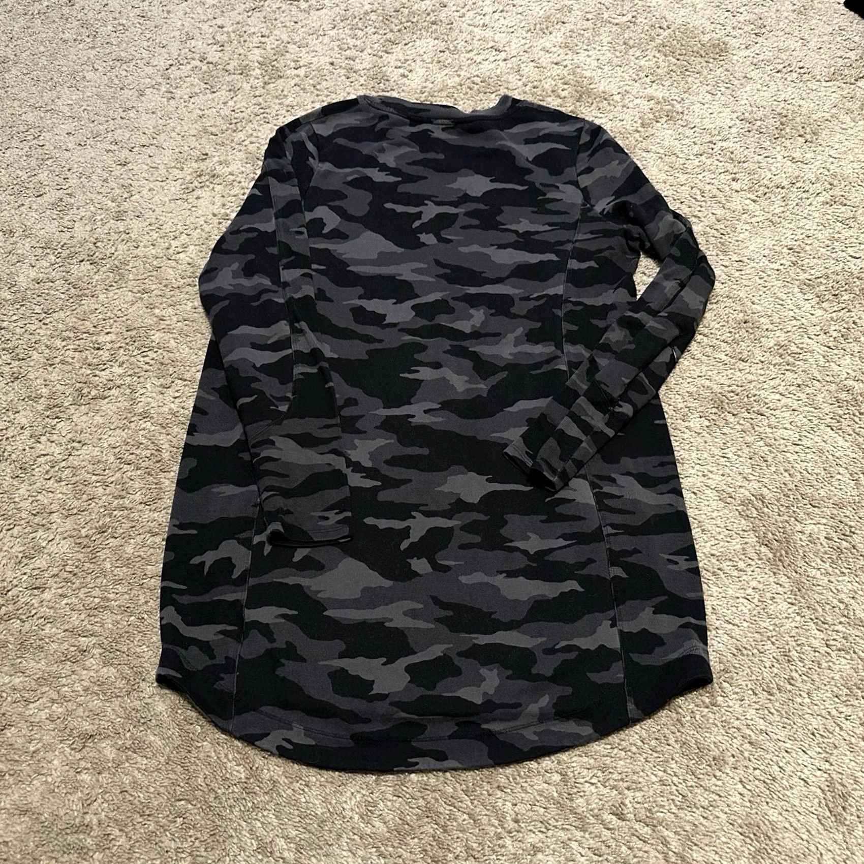 Athleta Athleta Sweatshirt Womens Medium Pullover Performance Athleisure Gym Camo Size M / US 6-8 / IT 42-44 - 3 Thumbnail