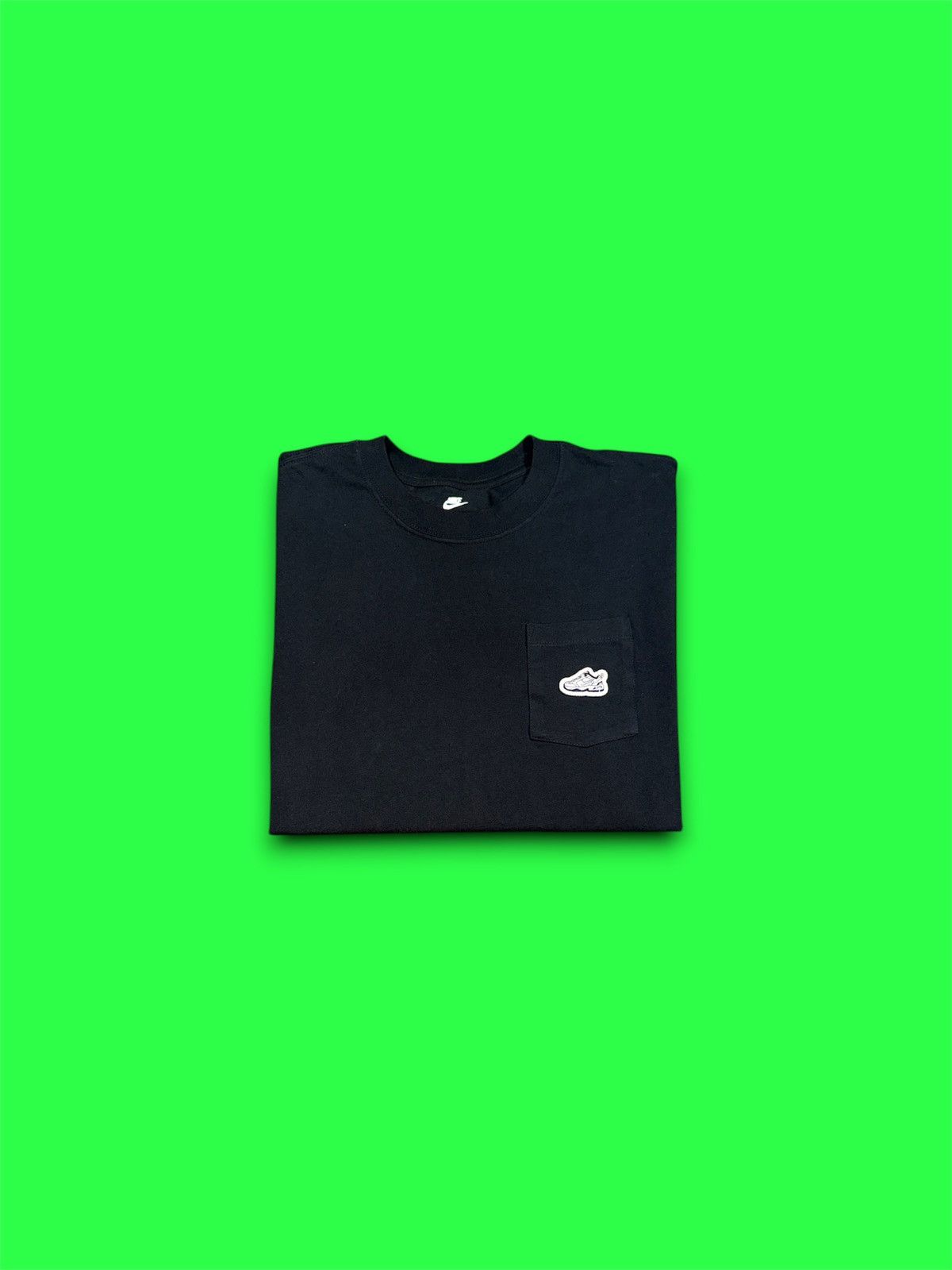Nike Nike sportswear max 90 monarch patch loose shirt mens medium Size US M / EU 48-50 / 2 - 1 Thumbnail