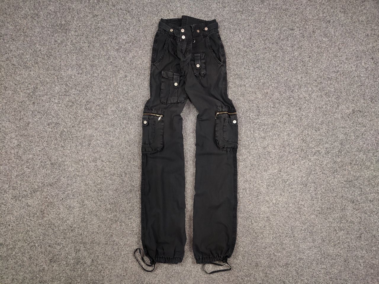 Japanese Brand Vintage 90's Japan Style Parachute Black Faded Cargo Pants Size US 30 / EU 46 - 1 Thumbnail