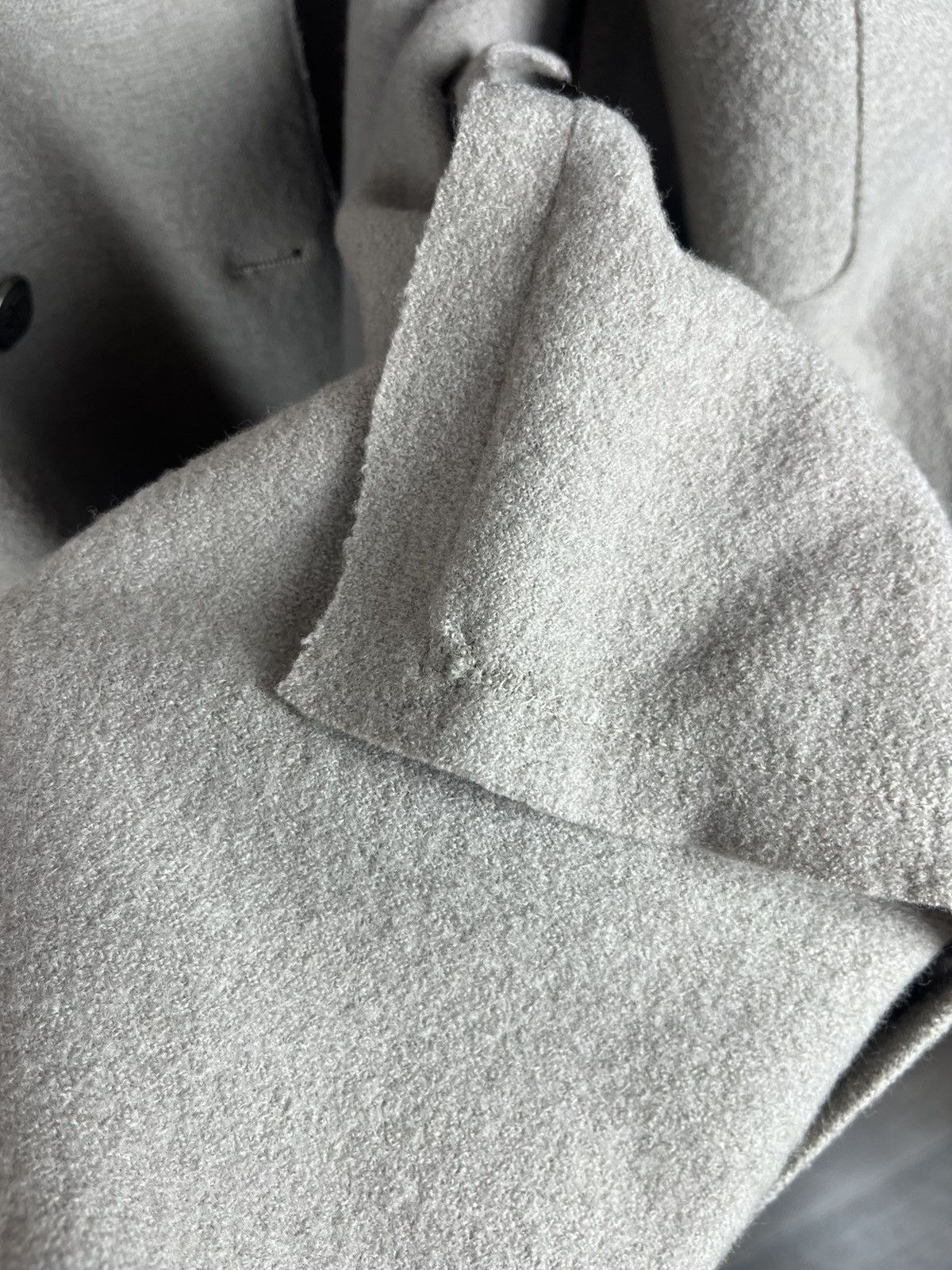 Eleventy Eleventy Double Breasted Coat Wool Grey Metal Button Size 52 Size US L / EU 52-54 / 3 - 22 Thumbnail