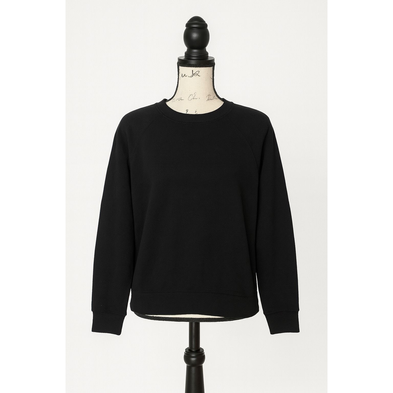 Divided H&M Divided Black Crewneck Sweatshirt Size L Long Sleeve Pul Size L / US 10 / IT 46 - 1 Thumbnail