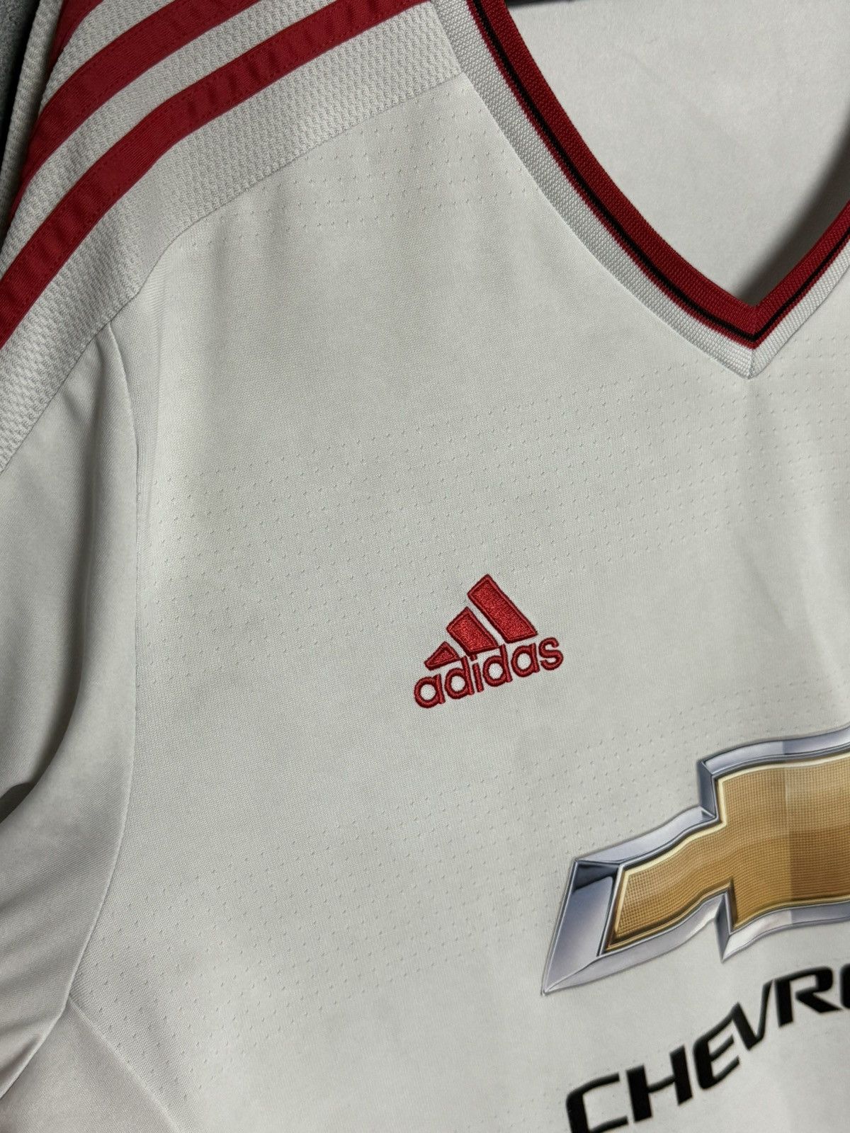 Adidas Manchester United 15/16 Away Football Long Sleeve Jersey Size US XL / EU 56 / 4 - 7 Thumbnail