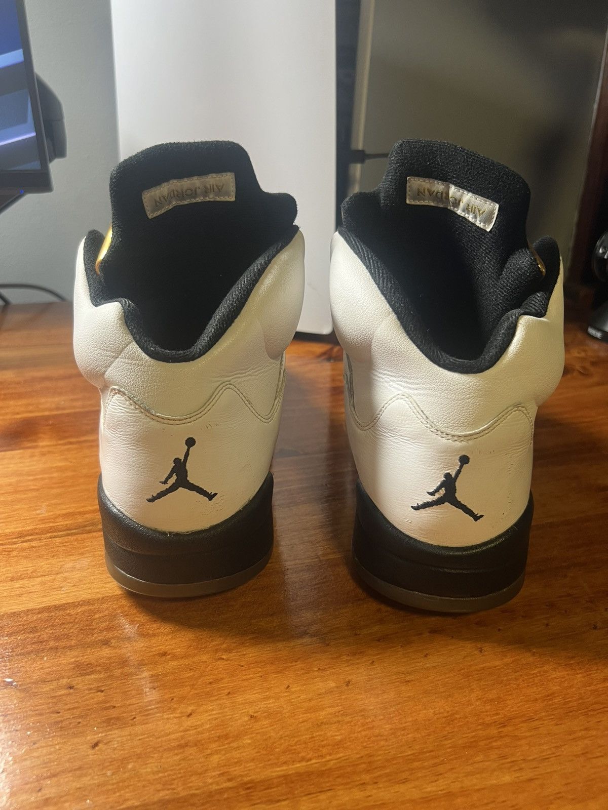 Jordan Brand Air Jordan 5 Retro Olympic Size 12 Size US 12 / EU 45 - 2 Thumbnail
