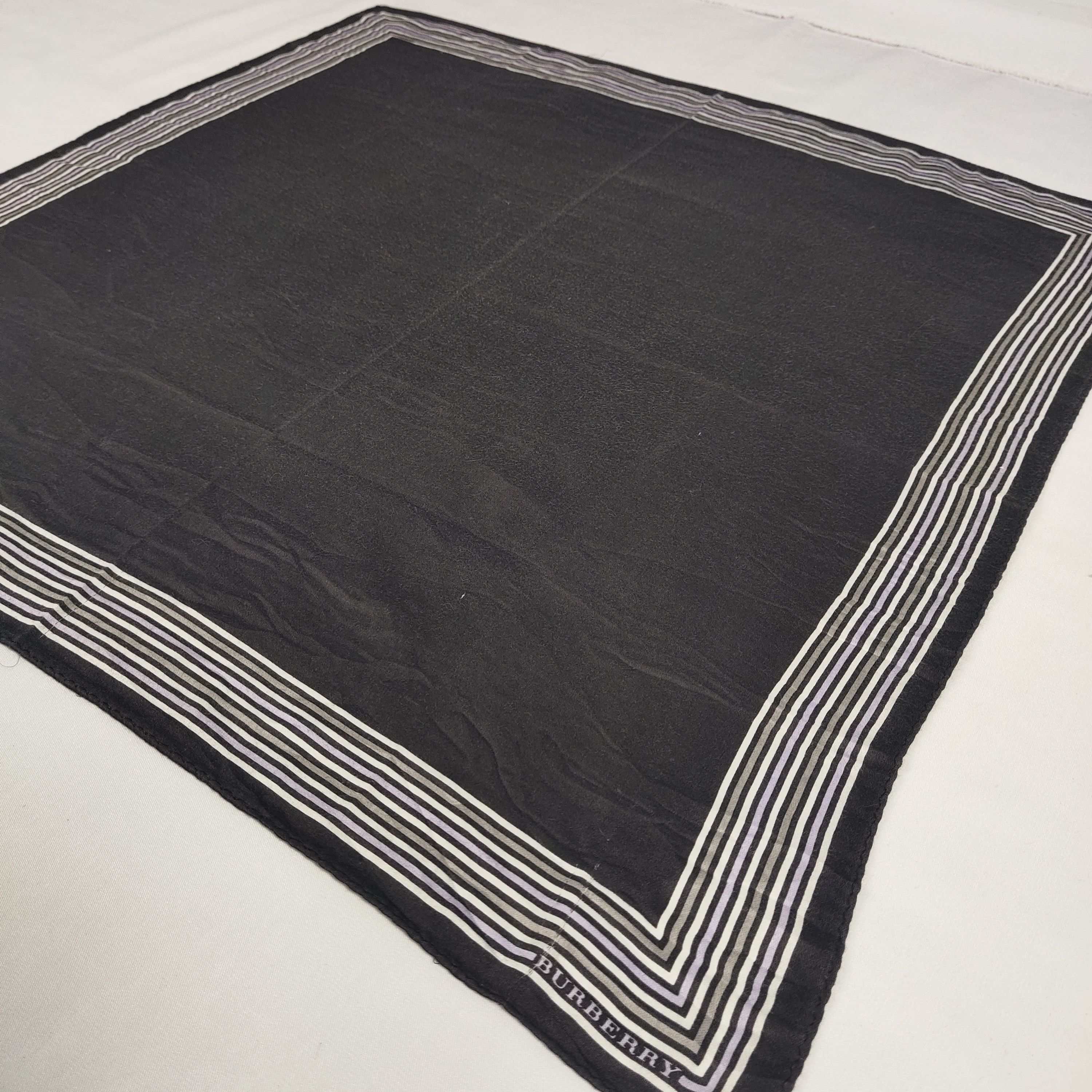 Burberry × Vintage Burberry Handkerchief / Neckerchief / Bandana FZ290 Size ONE SIZE - 4 Thumbnail