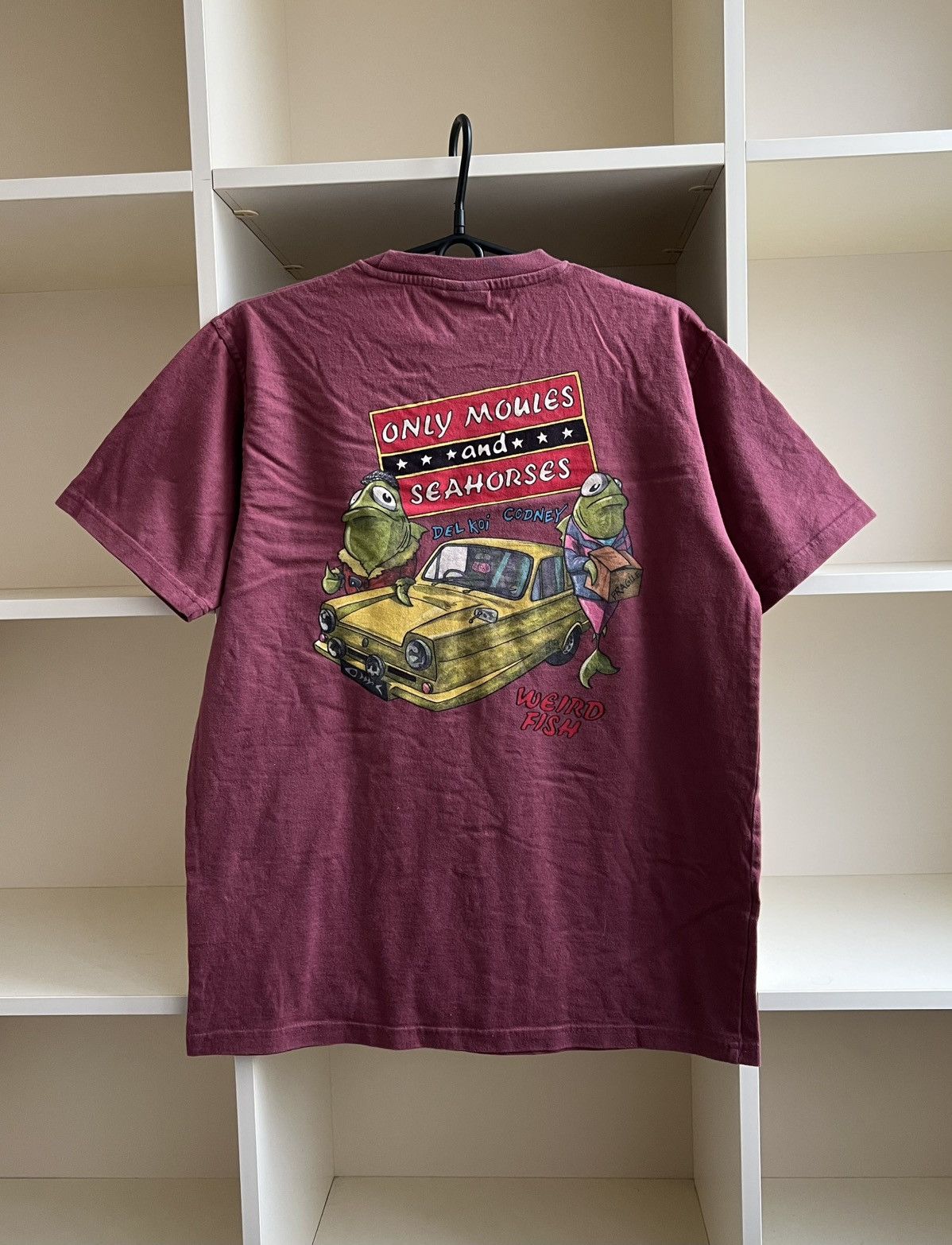 Vintage Vintage Weird Fish Tee T-Shirt Size S Size US S / EU 44-46 / 1 - 1 Thumbnail