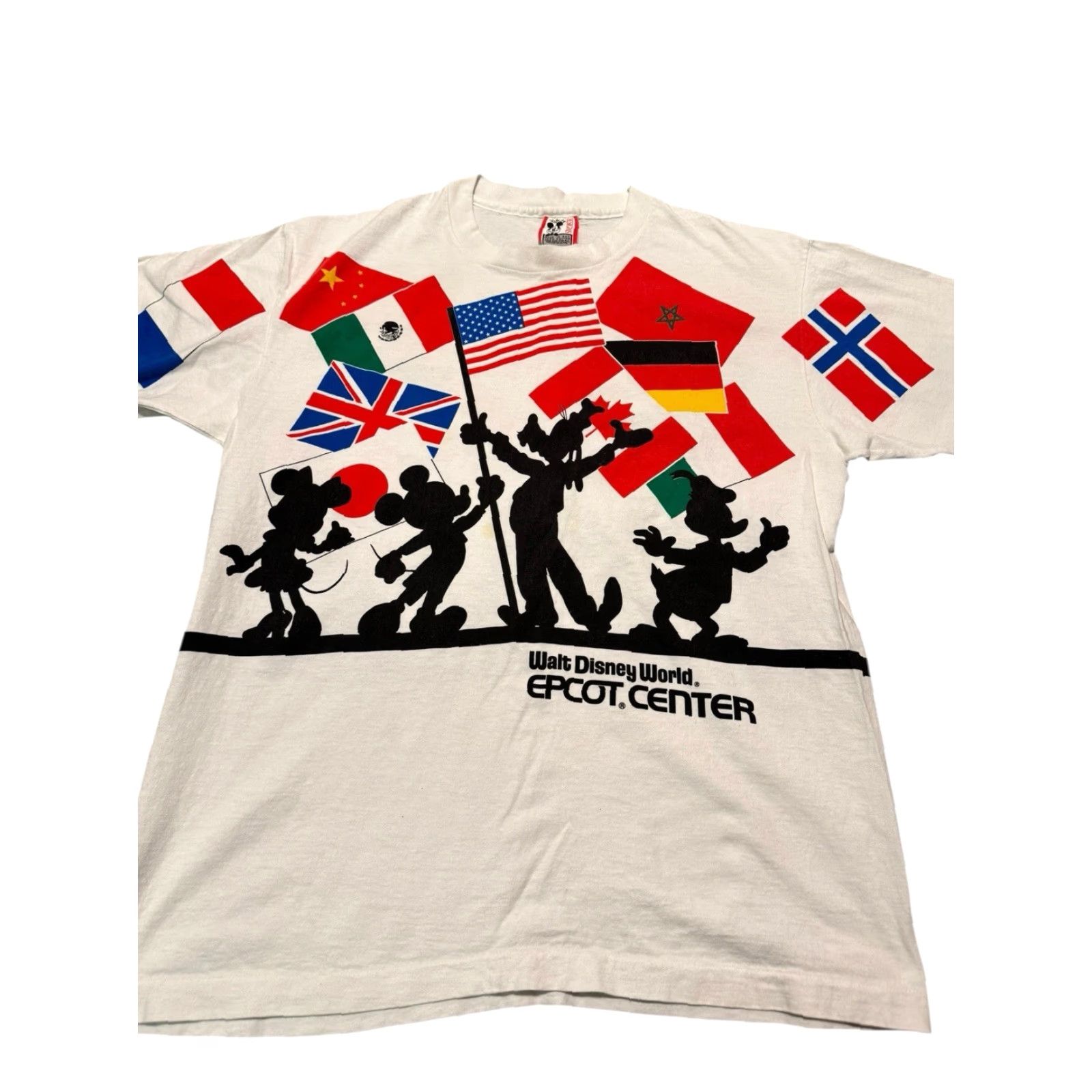 Disney VINTAGE 90s Walt Disney World EPCOT Center T-Shirt AOP Flags XL Mickey Minnie Goofy Donald Duck Disney Designs Shirt Mens White Size US XL / EU 56 / 4 - 2 Thumbnail