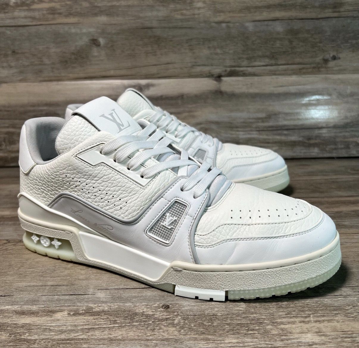 Louis Vuitton Louis Vuitton LV Trainer Sneakers in Gray White Size US 8.5 / EU 41-42 - 2 Thumbnail