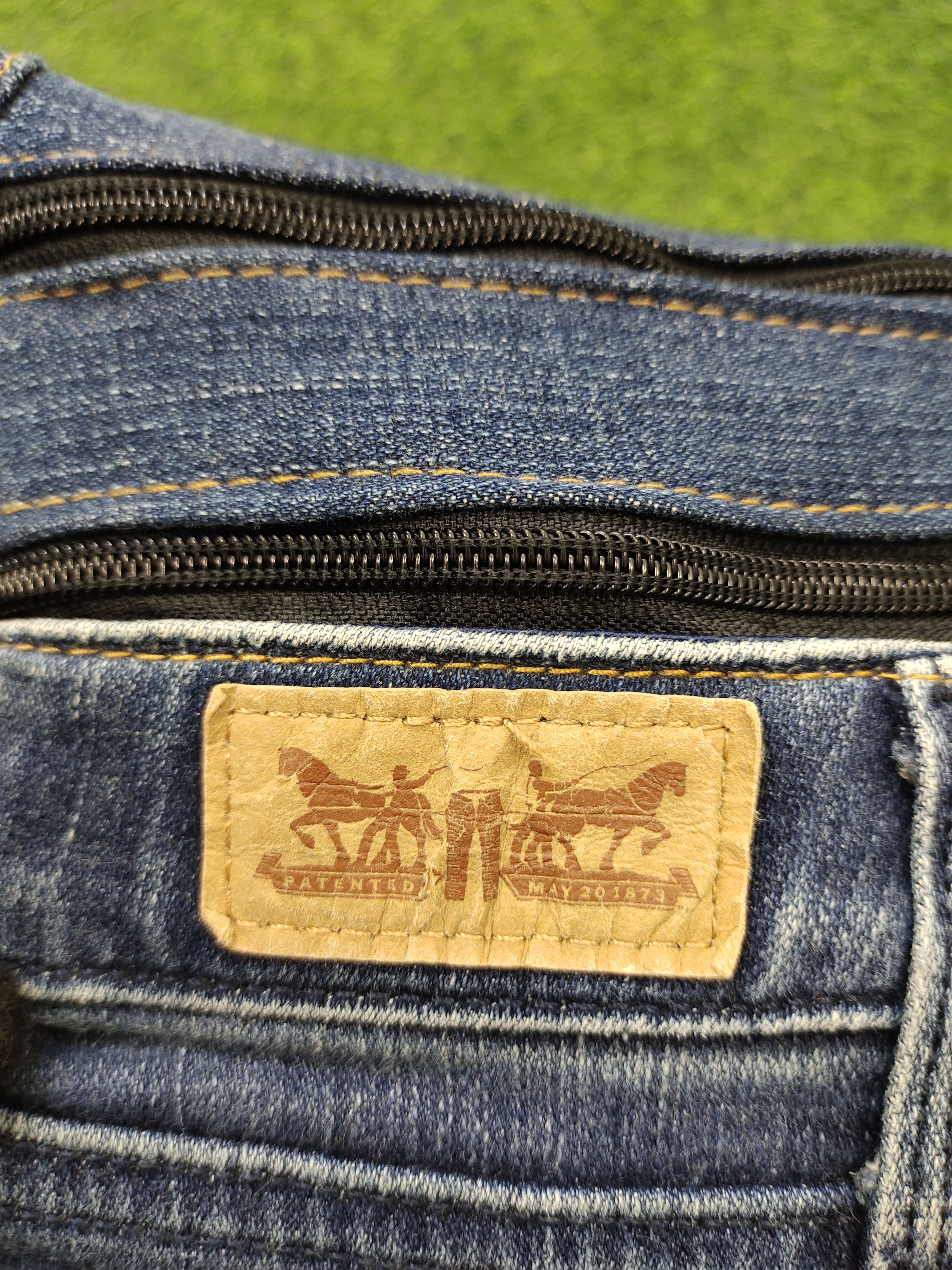 If Six Was Nine Vintage Levis Custom Crossbody Sling Denim Bag Size ONE SIZE - 6 Thumbnail