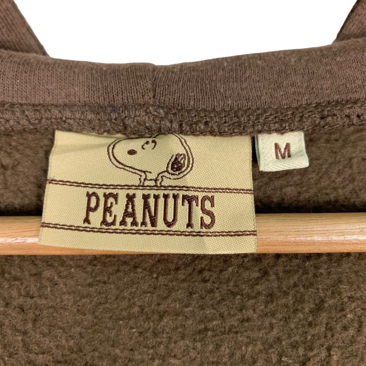 Cartoon Network PEANUTS SNOOPY Big Logo Zipper Brown Hoodies #0733-C33 Size US M / EU 48-50 / 2 - 18 Thumbnail