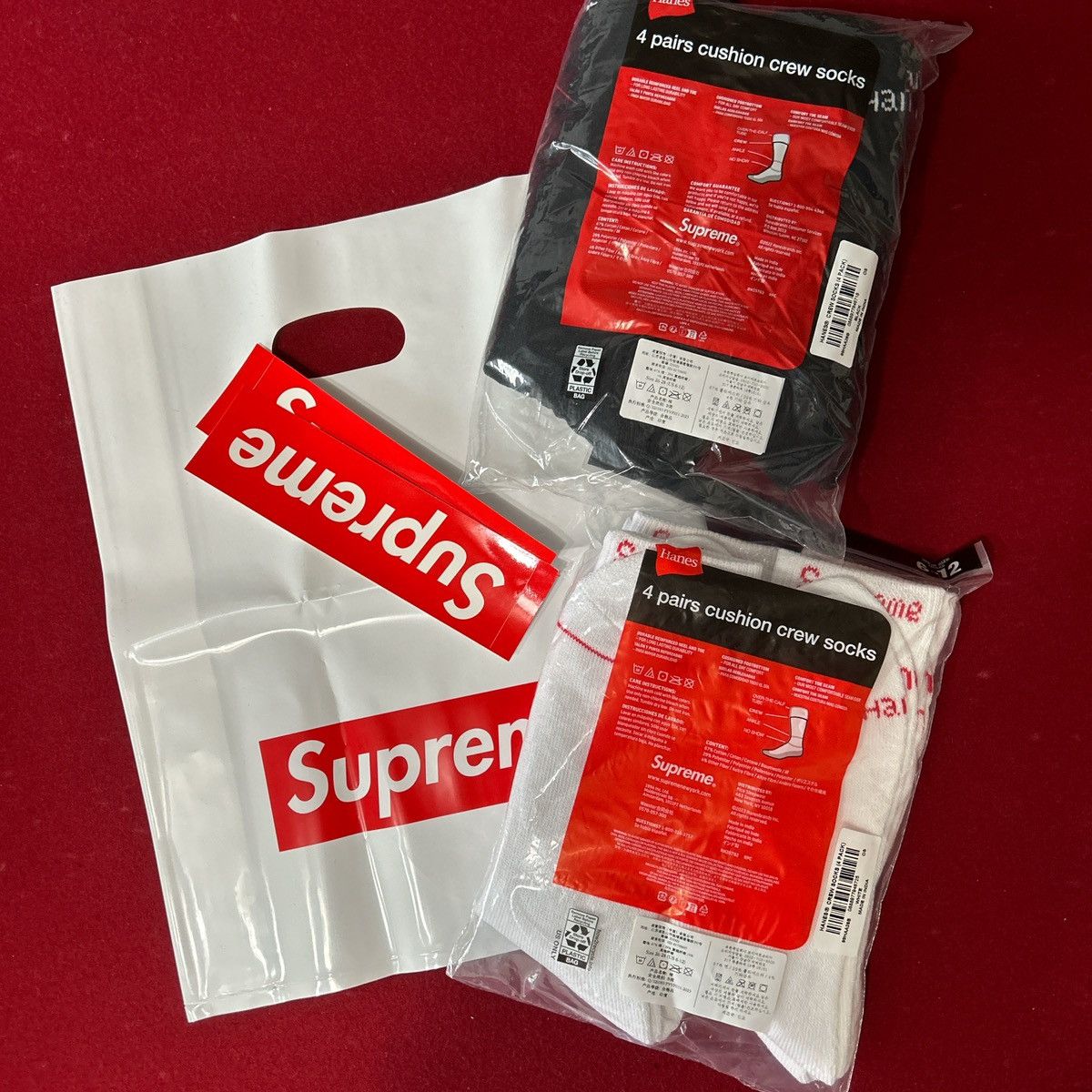 Supreme Supreme x Hanes Sock Bundle (8 Pairs Total) Size ONE SIZE - 2 Thumbnail