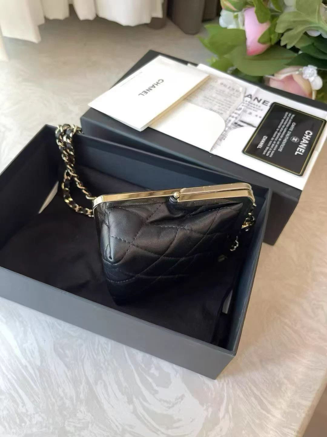 Chanel Chanel 22C Acrylic Black Clutch with Chain Evening Full Set Size ONE SIZE - 4 Thumbnail