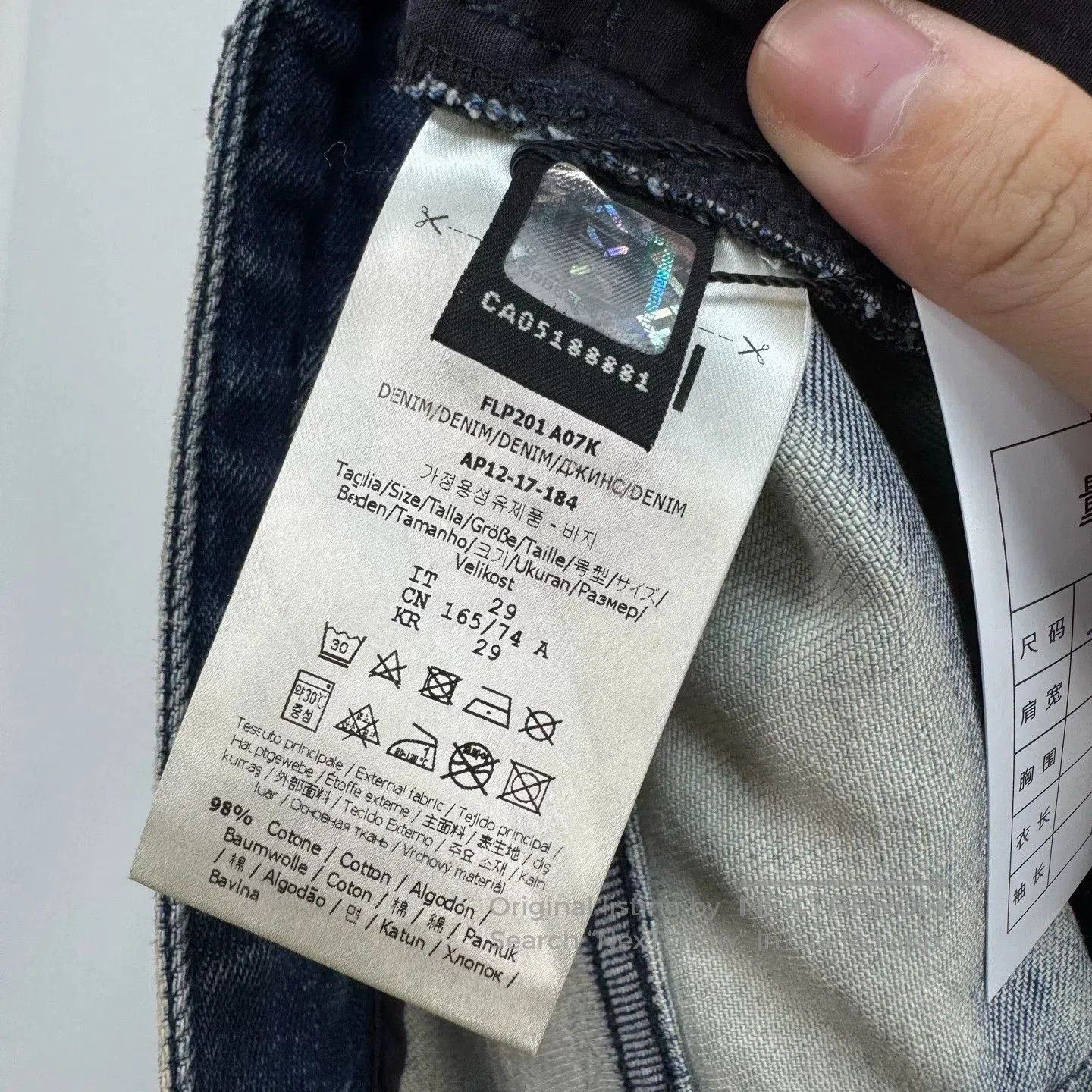 Fendi fendi washed denim jeans with logo patch. Size US 29 - 7 Thumbnail