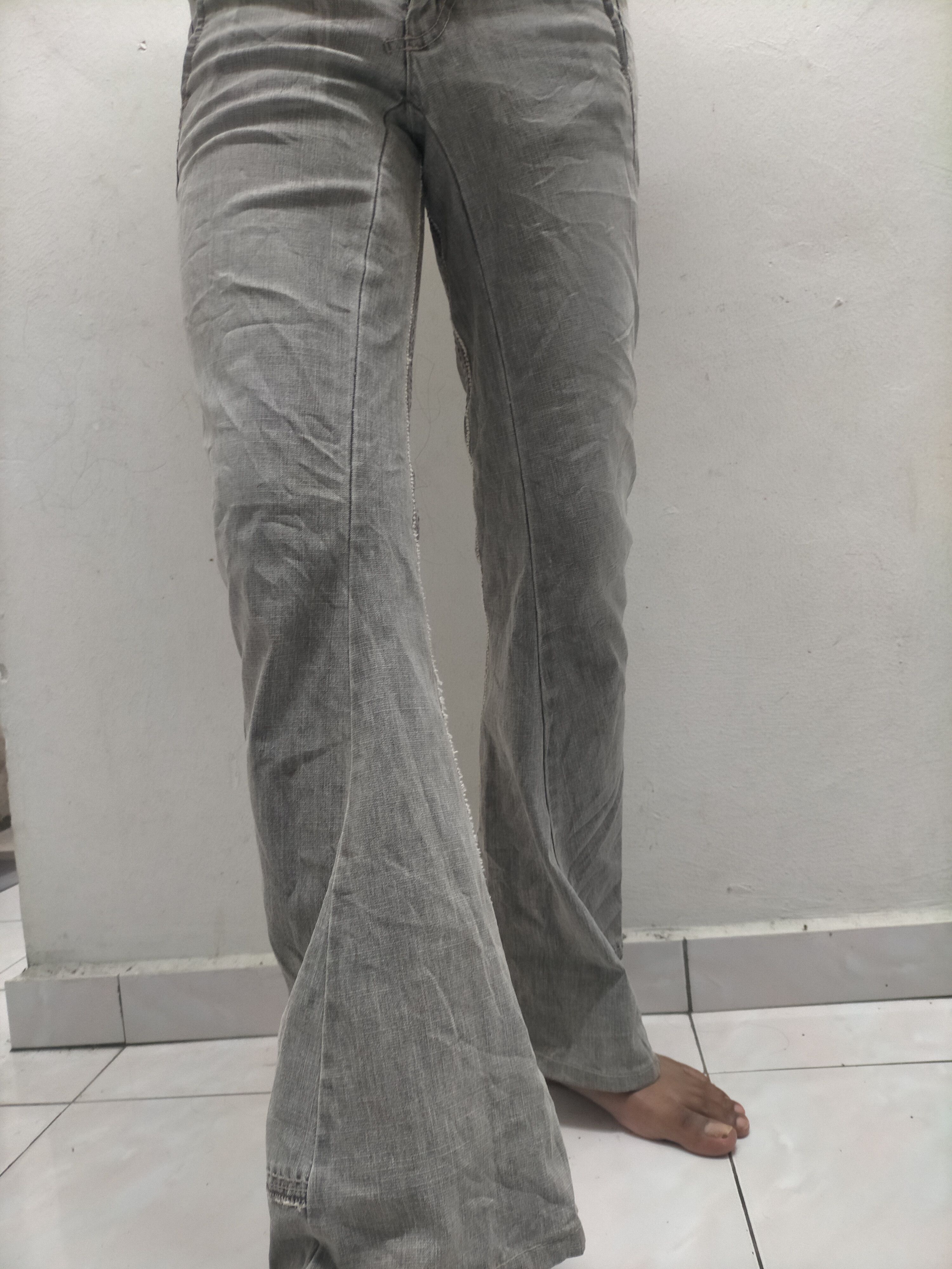 Marithe + Francois Girbaud Marithe Francois Girbaud Mudwash Flared Jeans Size US 30 / EU 46 - 4 Thumbnail