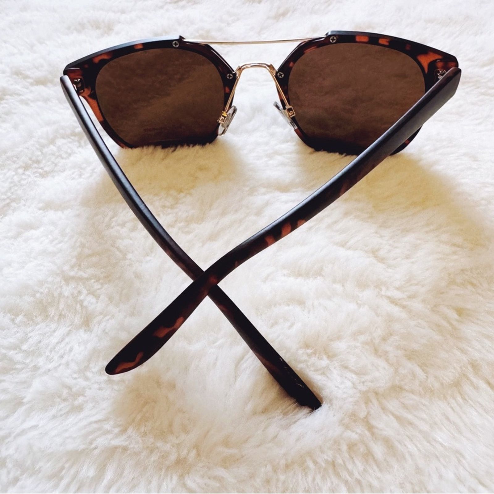 Other Alina Tortoise Brown Bold Round Sunglasses Size ONE SIZE - 11 Thumbnail
