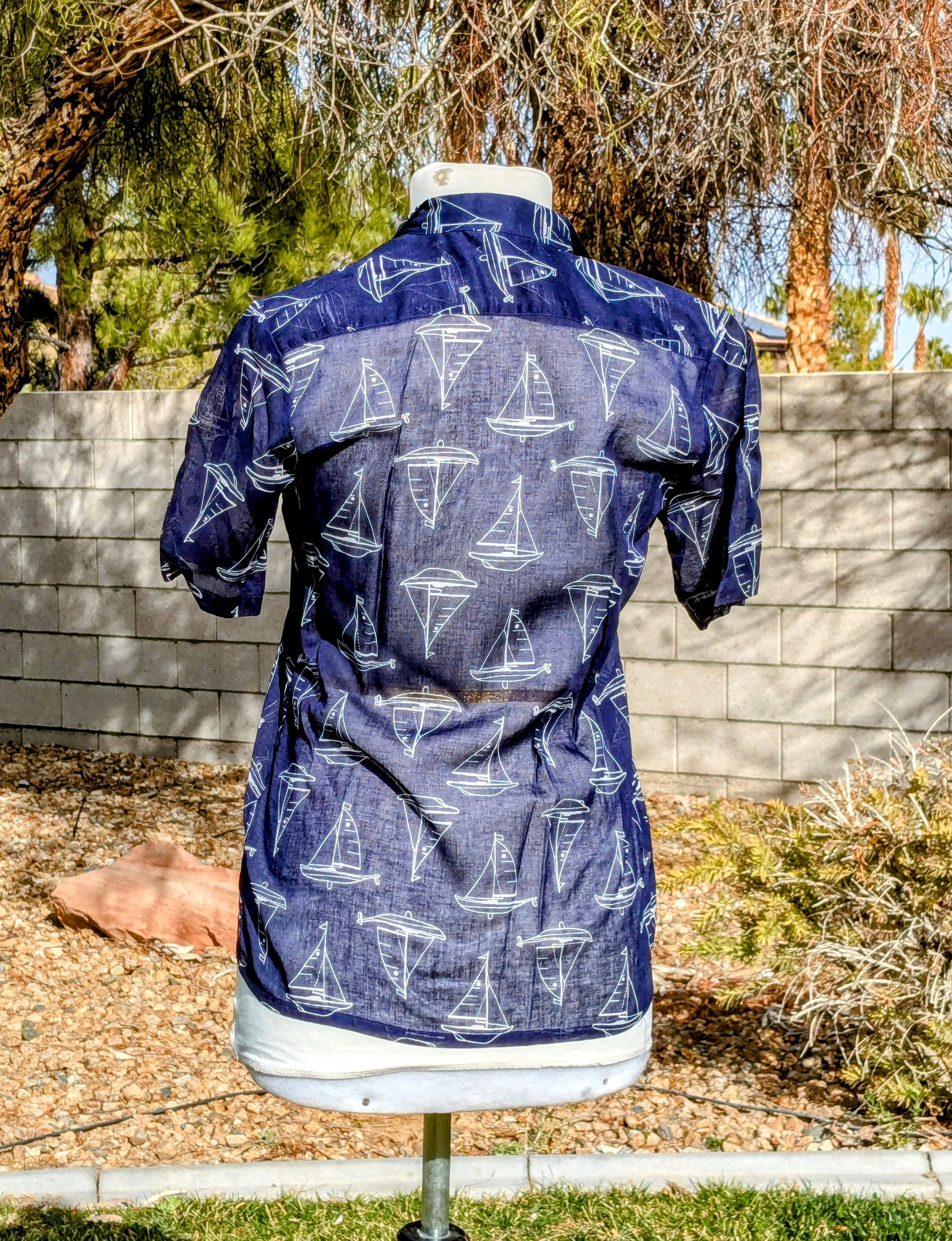 Vintage Breezy Navy Yacht Print 1980s Gauzy Sheen Button-Down Shirt Size US S / EU 44-46 / 1 - 4 Thumbnail