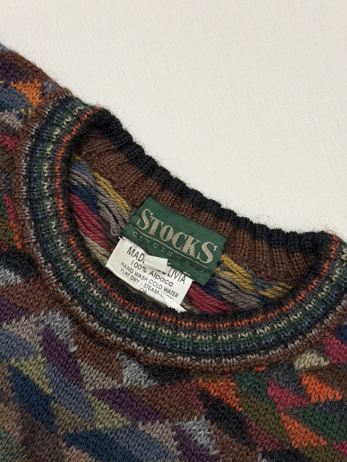 Vintage Vintage 90s Stocks Bolivia 100% Alpaca Wool Knit Sweater L Size US L / EU 52-54 / 3 - 3 Thumbnail