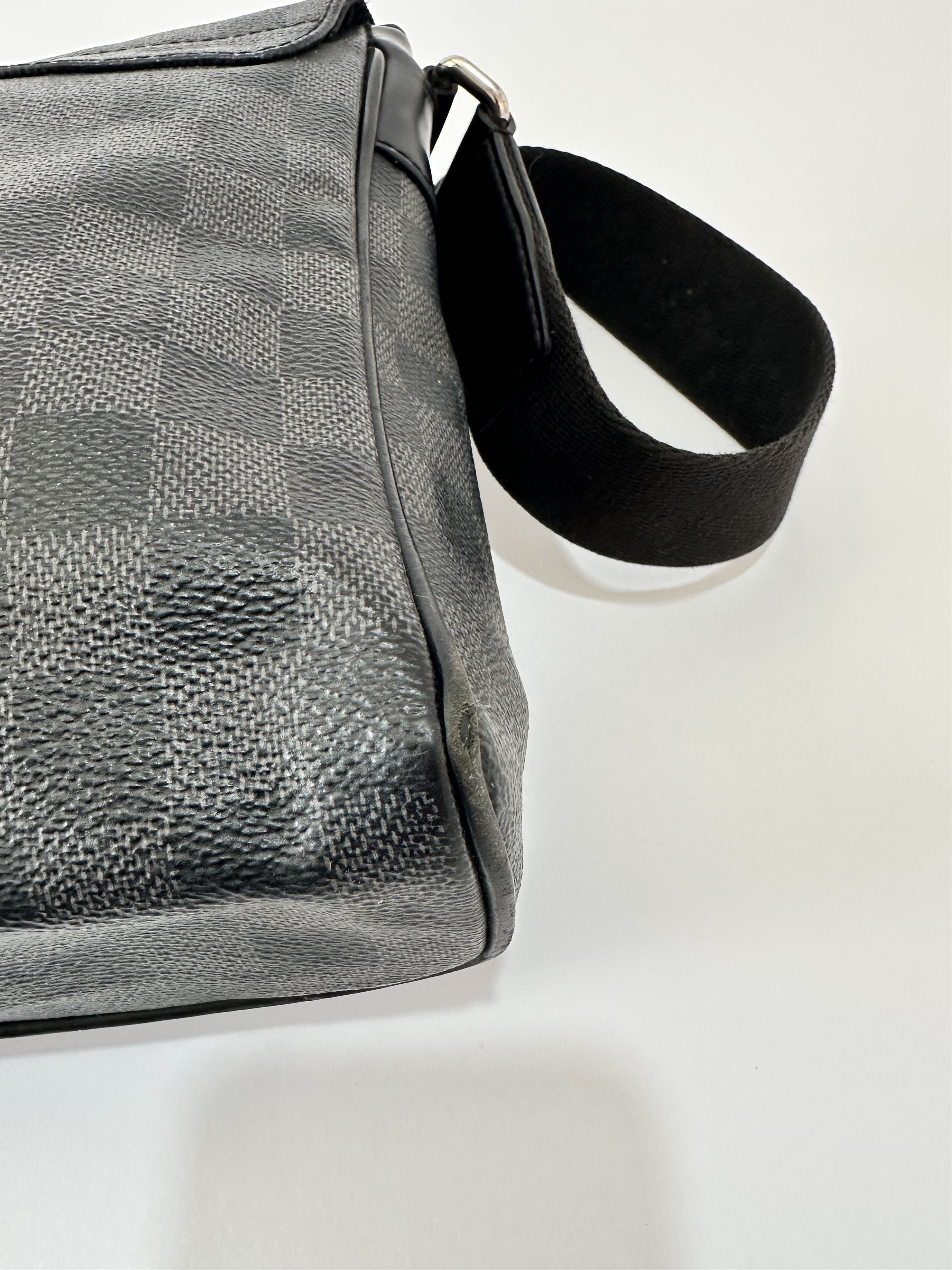 Louis Vuitton Louis Vuitton Damier Ebene Graphite Canvas District PM Bag Size ONE SIZE - 8 Thumbnail