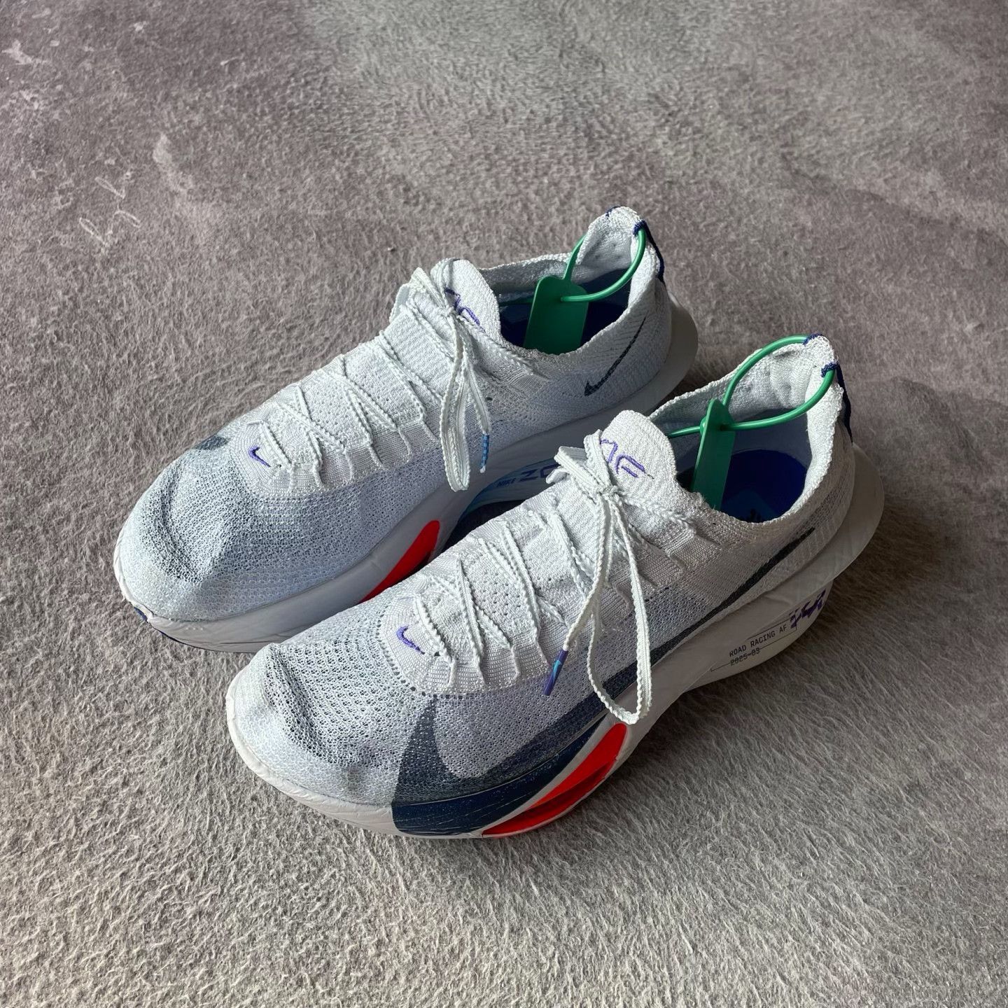 Nike Nike ZOOM ALPHA Gray Lowtop Sneakers 44 Men Size US 10.5 / EU 43-44 - 1 Thumbnail