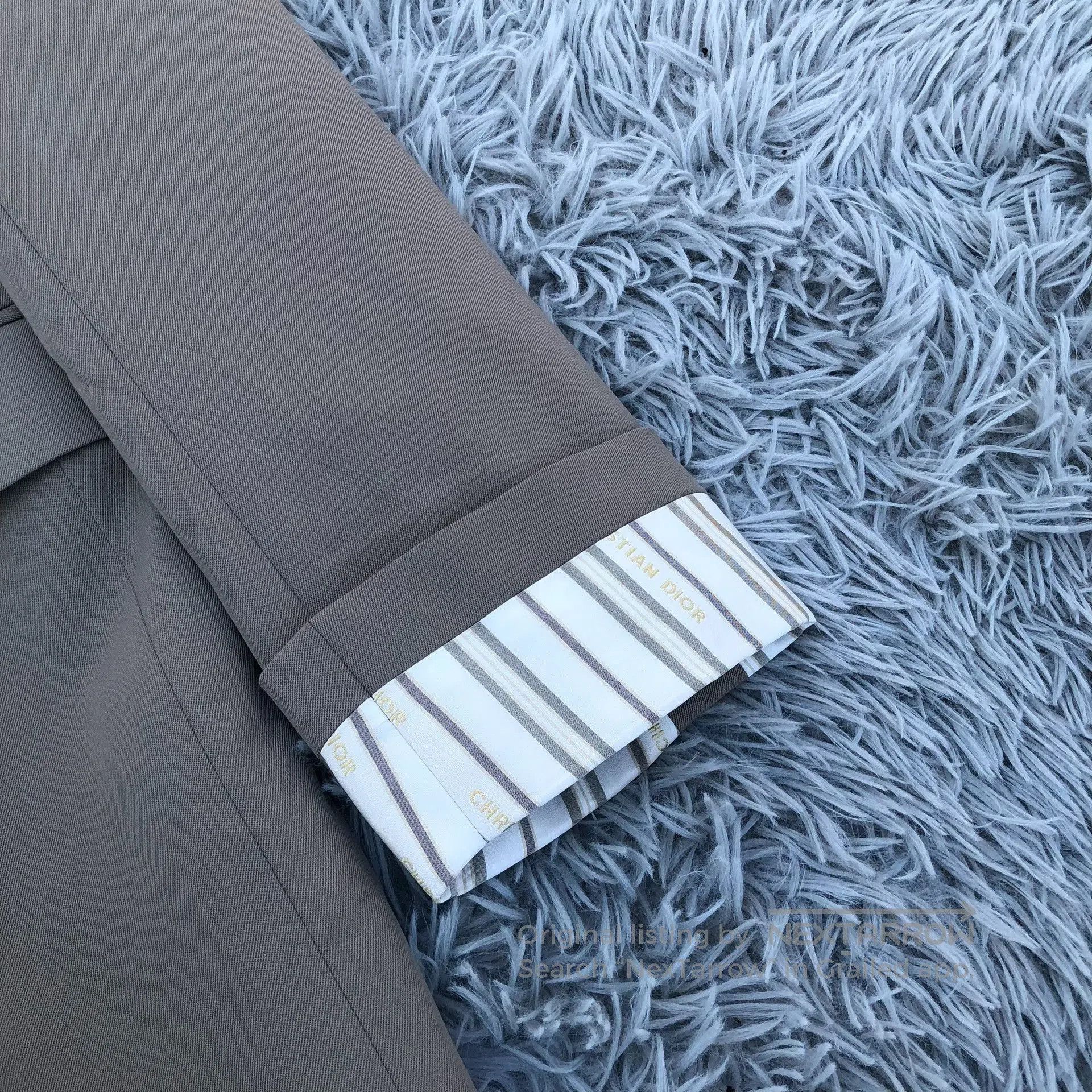 Dior Dior Cuff Logo Khaki Blazer. Size US M / EU 48-50 / 2 - 2 Thumbnail