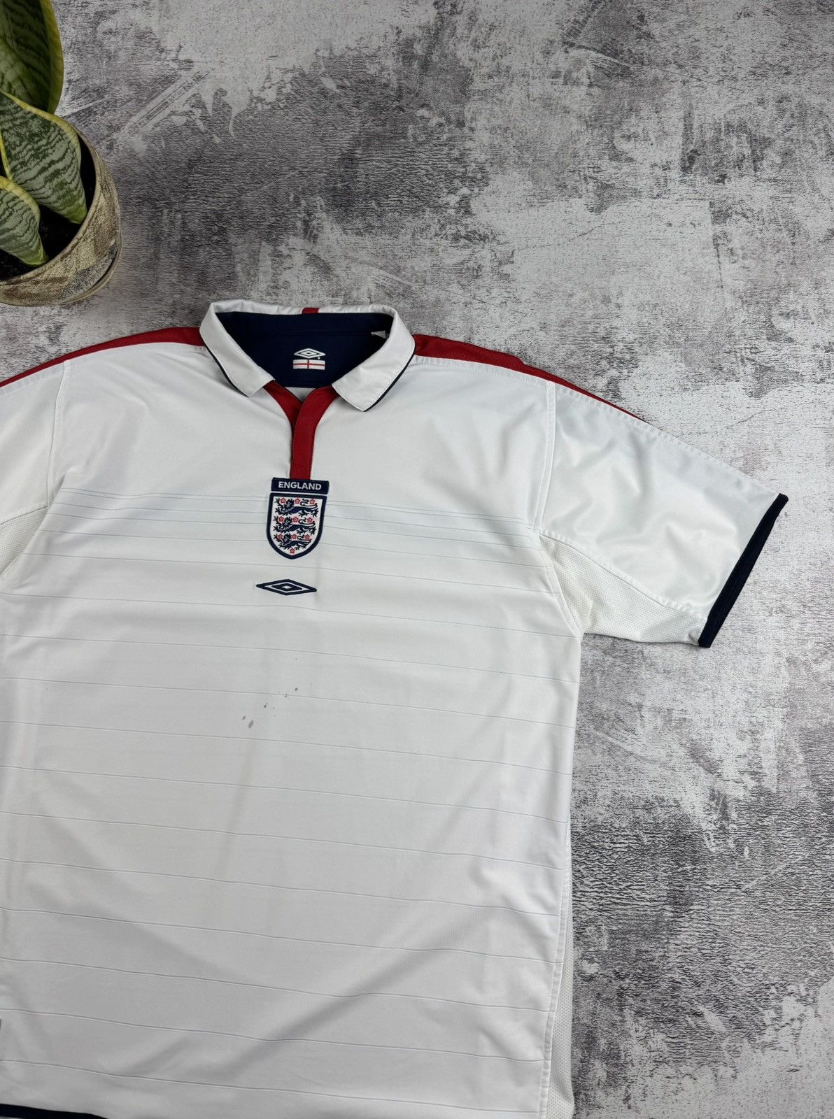 Umbro 00S England 2 in 1 2003/2004/2005 Football Jersey Shirt Tee Size US XL / EU 56 / 4 - 13 Thumbnail