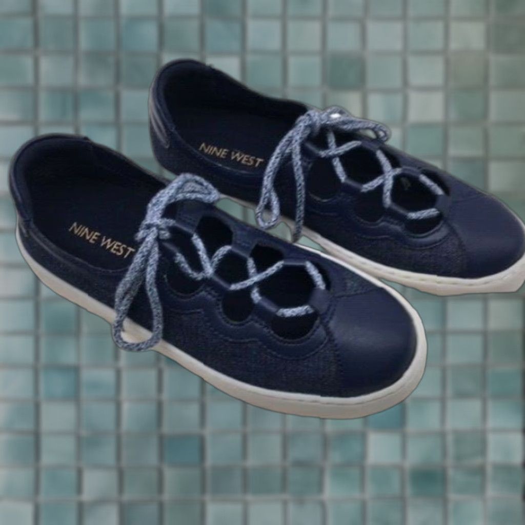Nine West VINTAGE Nine West Pylot NVY Blue Jean Fashion Sneaker Women's Shoes Size 5 M Shoes US 5 M Womens Blue Jeans Casual Athletic Sneakers Size 27" / US 4 / IT 40 - 1 Thumbnail