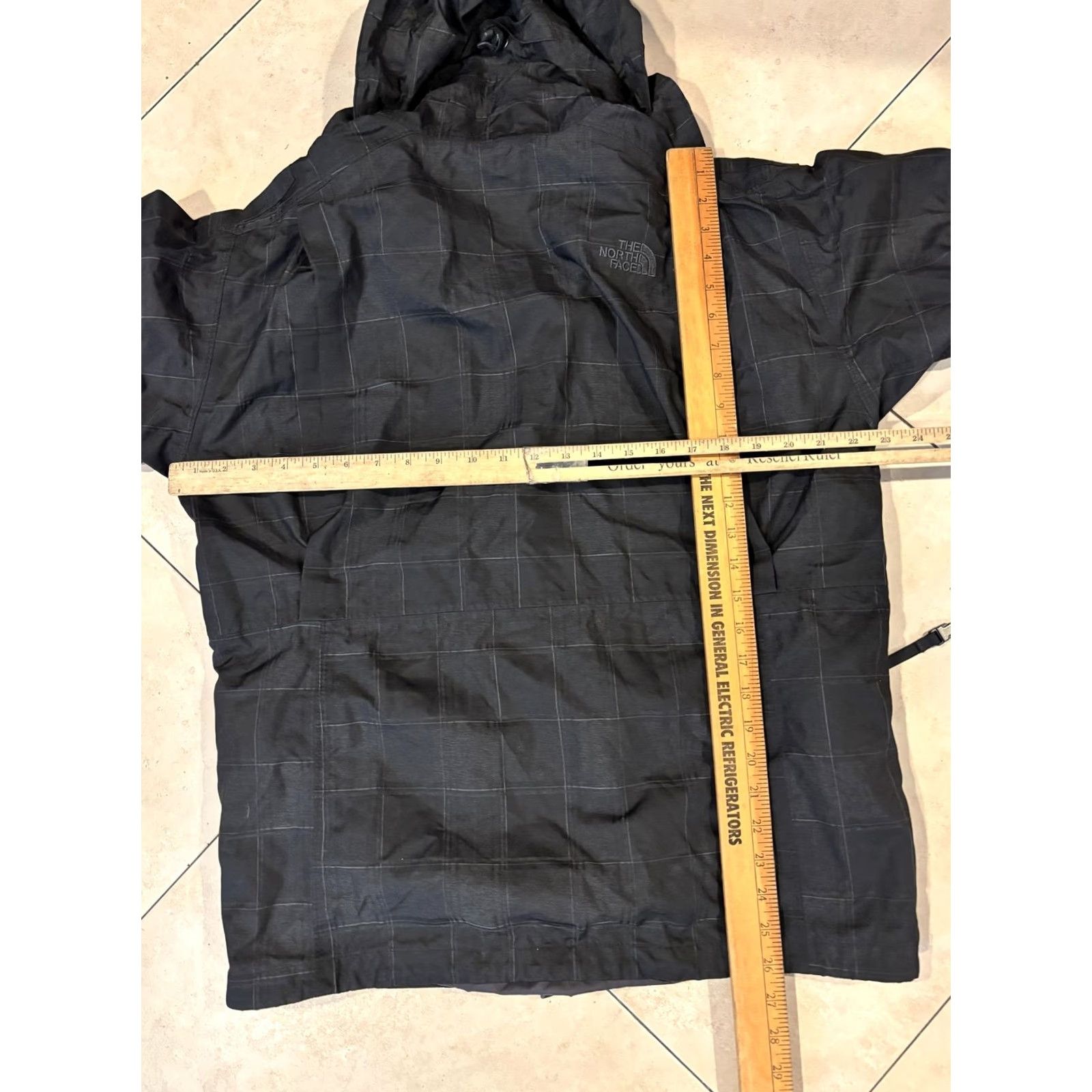 The North Face VINTAGE? No. The North Face Cryptic Ski Jacket Mens S Gray Plaid Hooded Insulated DryVent Recco Size US S / EU 44-46 / 1 - 8 Thumbnail