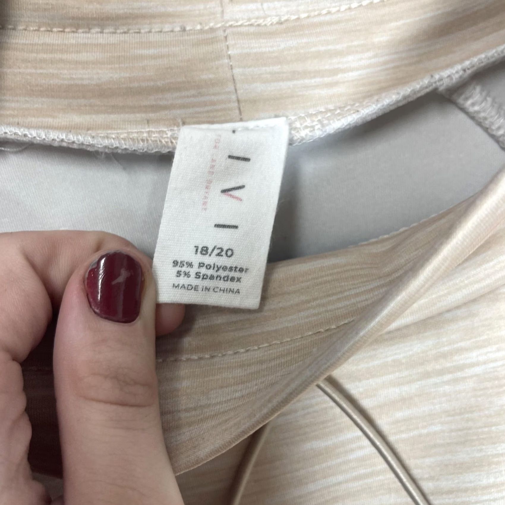 Vintage LIVI Shirt Womens 18/20 Beige Stripe Mock Neck Raglan Long Sleeve Jersey Top Size XXL / US 16-18 / IT 52-54 - 2 Thumbnail