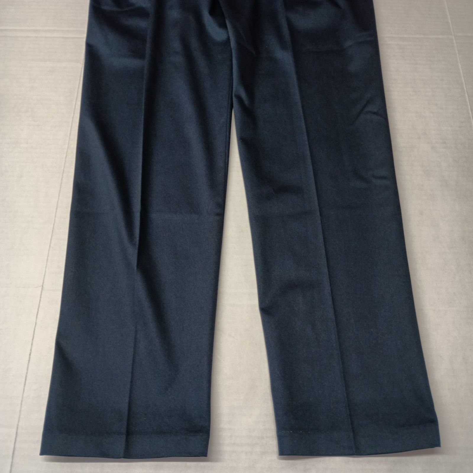 Haggar Haggar Premium Iron Free Khakis Men's 33x32 Blue Classic Fit Size US 33 - 7 Thumbnail