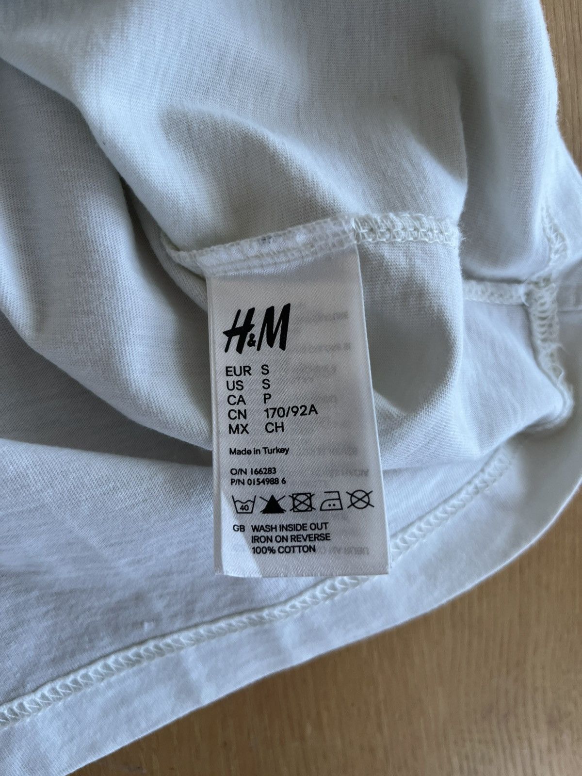 H&M Maison Margiela X H&M - Confetti Print T-Shirt Size US XS / EU 42 / 0 - 4 Thumbnail
