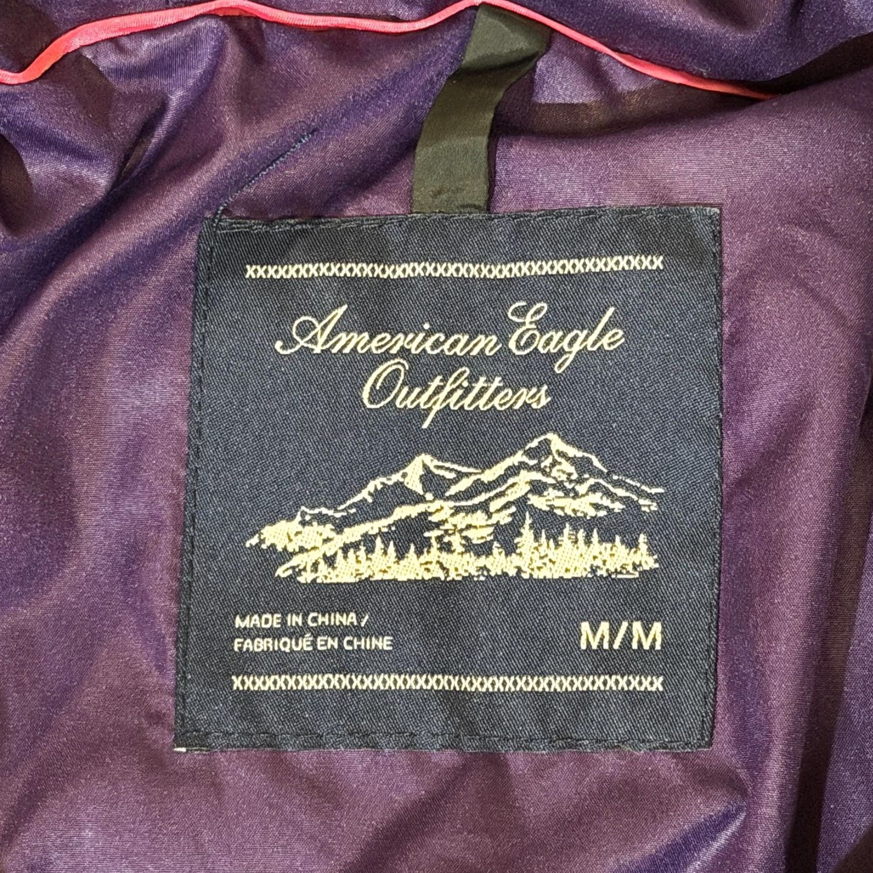 American Eagle Outfitters American Eagle Outfitters Hooded Puffer Jacket Womens Medium Real Down 70/30 Black Nylon Quilted Zipper Pockets Short Coat Winter Casual Travel Mens? Size M / US 6-8 / IT 42-44 - 4 Thumbnail