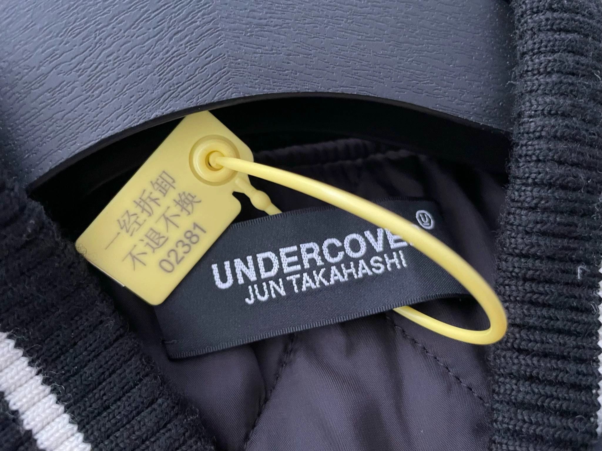 Undercover Undercover Hitchcock 22AW Leather-Sleeve Wool Baseball Jkt Size US M / EU 48-50 / 2 - 7 Thumbnail