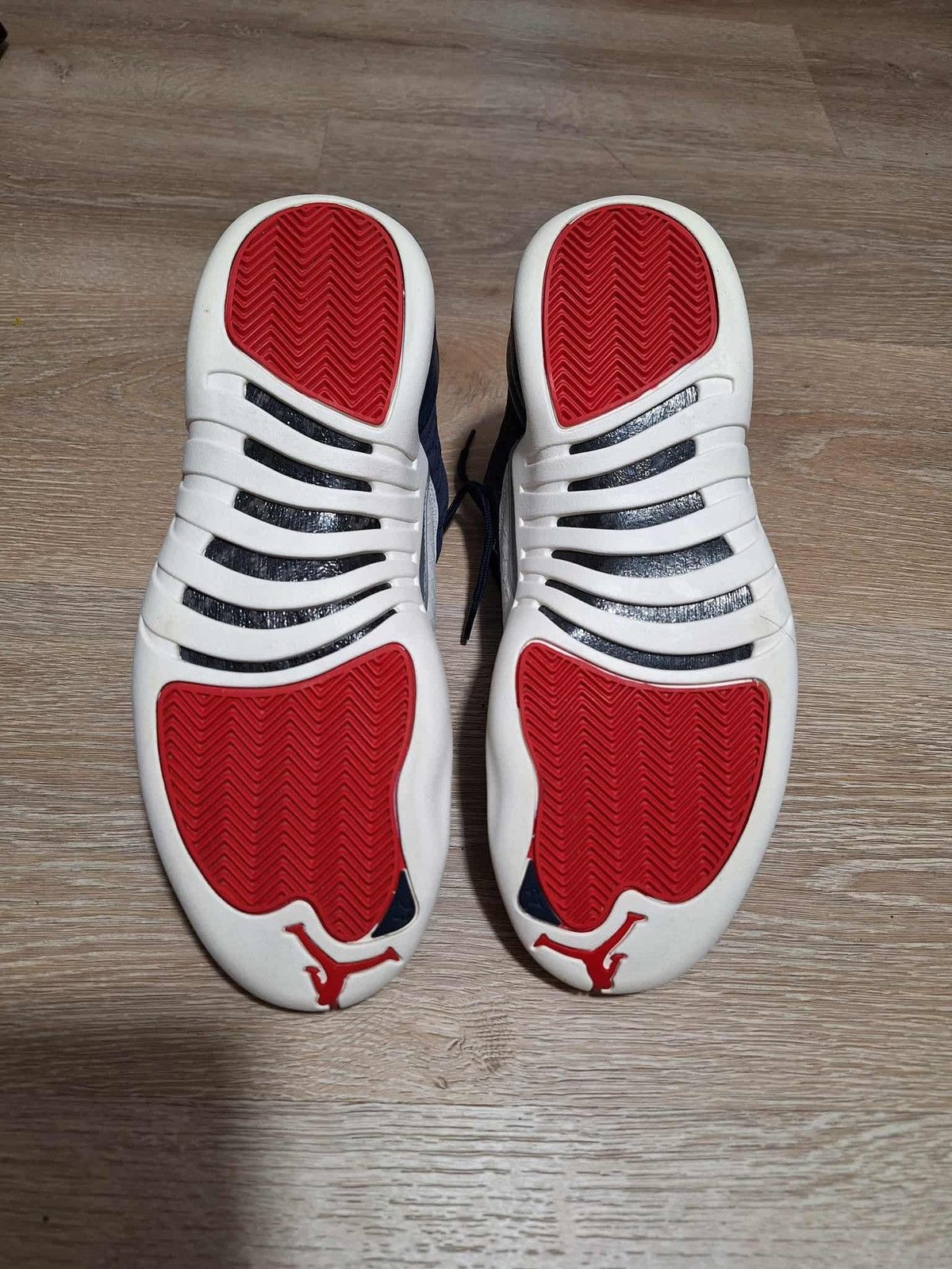 Jordan Brand Air Jordan 12 International Flights Size US 9.5 / EU 42-43 - 4 Thumbnail