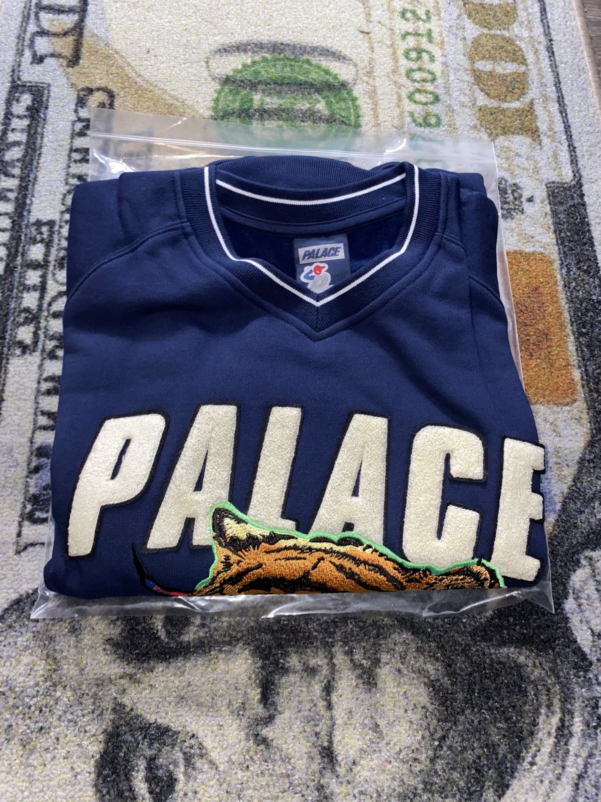 Palace Palace Tora Tora Crewneck Navy Size US XL / EU 56 / 4 - 2 Thumbnail