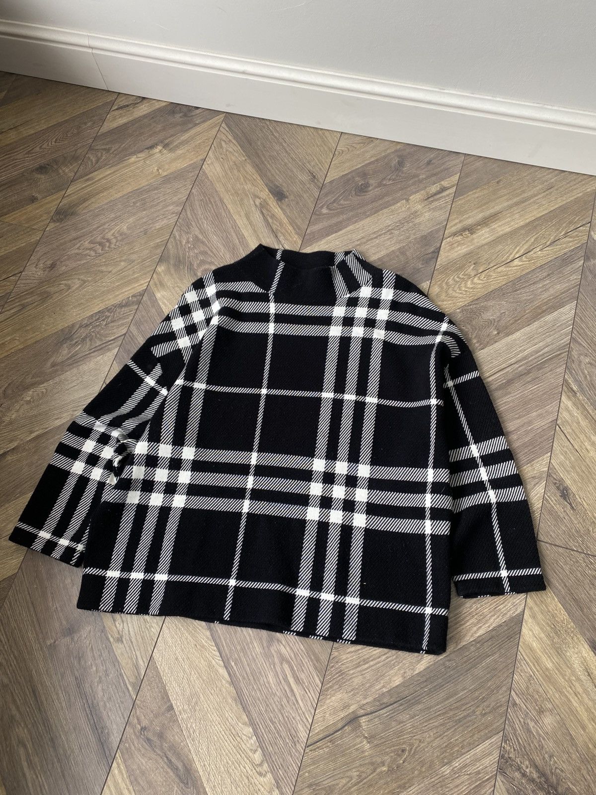 Akris Vintage Akris Punto Oversize Wool Sweater Womens Black White Size XL / US 12-14 / IT 48-50 - 5 Thumbnail