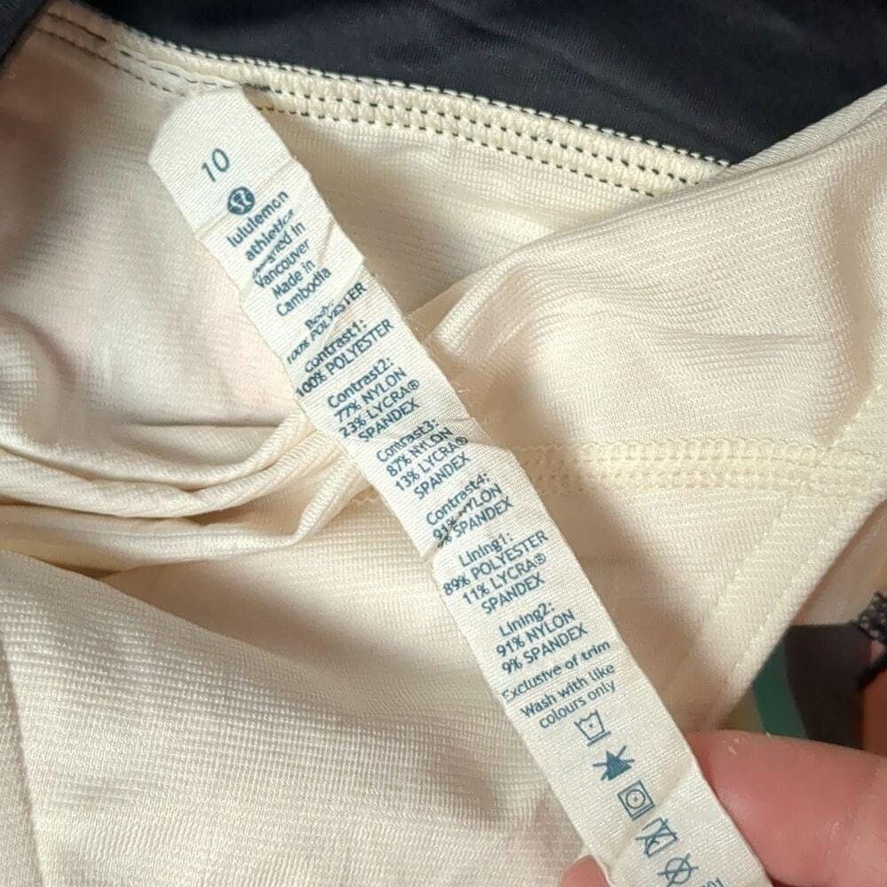 Lululemon Lululemon Run Times Short *2-way stretch size 10 Size 32" / US 10 / IT 46 - 6 Thumbnail