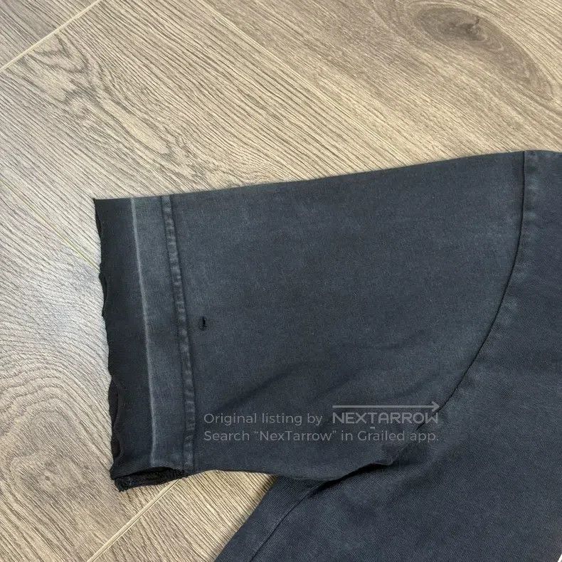 Balenciaga Balenciaga BB Letter Logo Printed Cracked Frayed Distresse Size US XS / EU 42 / 0 - 5 Thumbnail