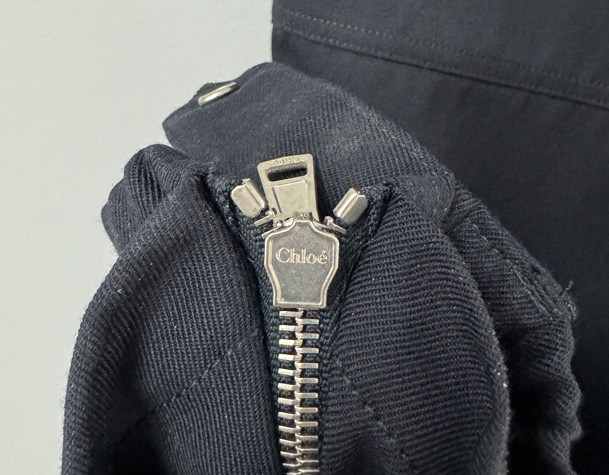 Chloe Chloe High Waisted Cargo Trousers Pants Iconic Navy Size 42 Size 28" / US 6 / IT 42 - 10 Thumbnail
