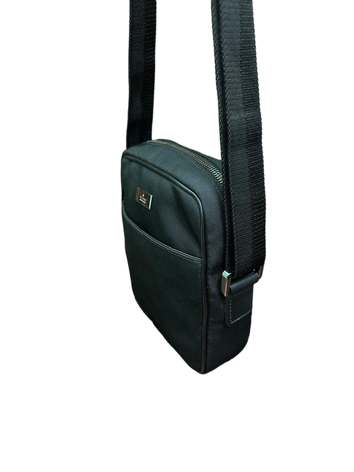 Gucci AUTHENTIC GUCCI SMALL BLACK CANVAS CROSSBODY BAG Size ONE SIZE - 6 Thumbnail