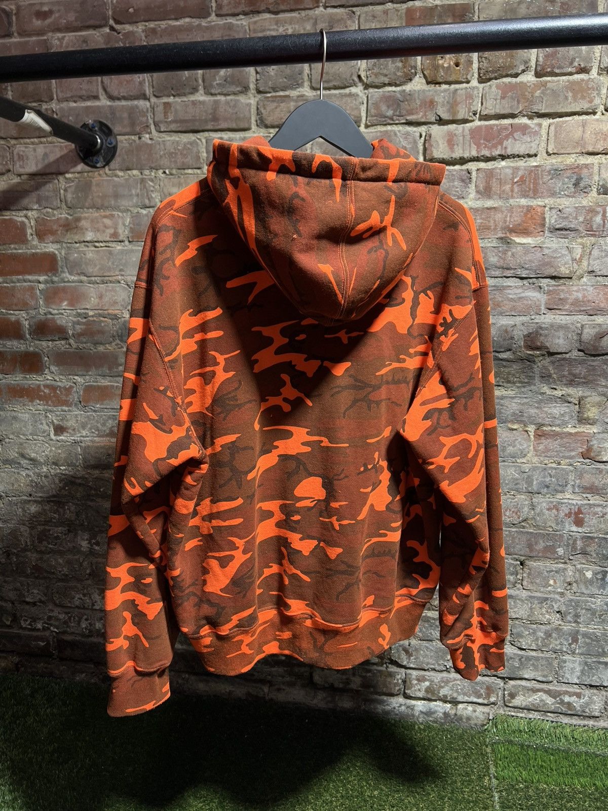 Supreme Supreme Orange Camo Zip-Up Hoodie Size US M / EU 48-50 / 2 - 2 Thumbnail