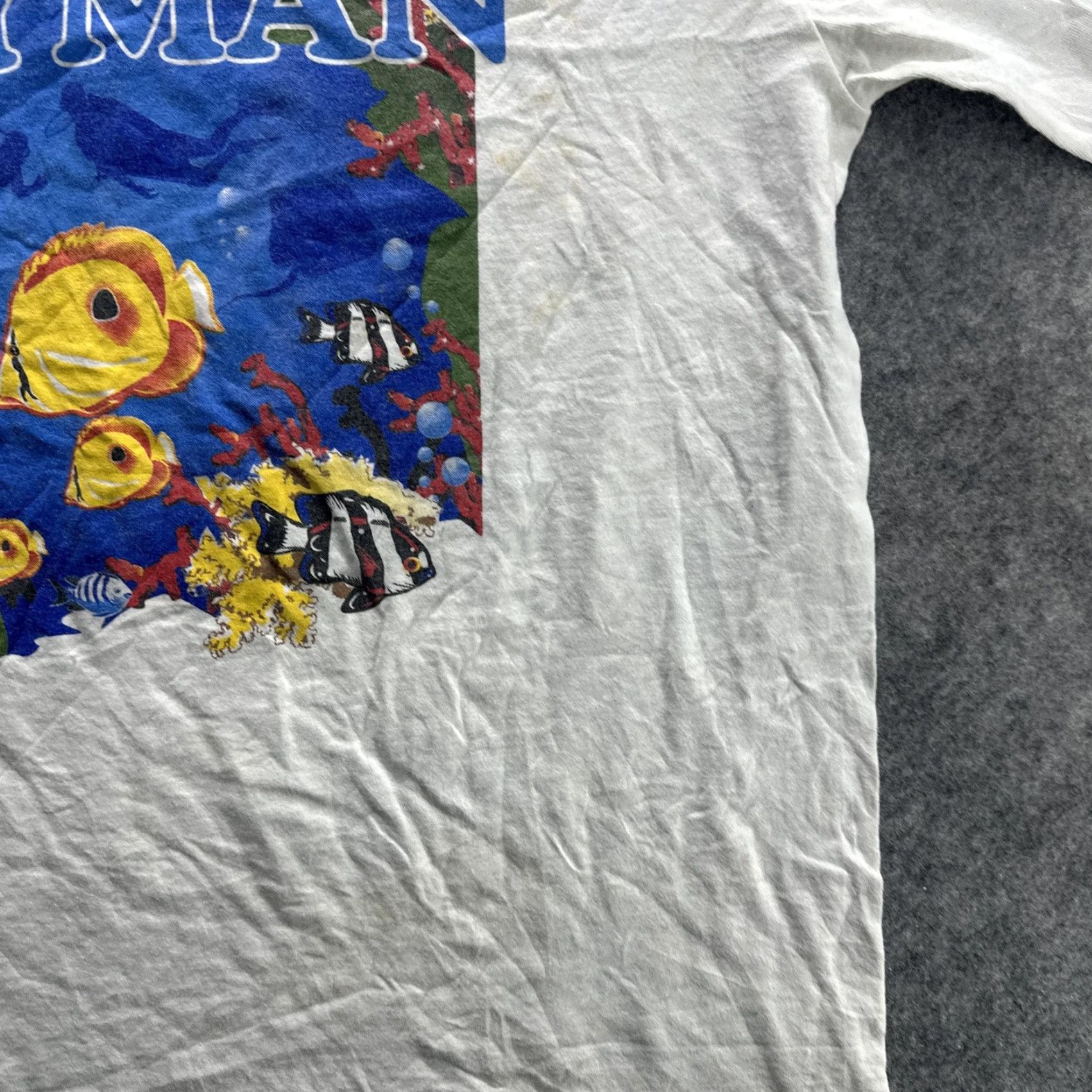 Prince VINTAGE Princess Grand Cayman Shirt Mens Large White Crew Neck Short Sleeve Graphic Print Ocean Fish Beach Travel Marine 90s Mens Size US L / EU 52-54 / 3 - 6 Thumbnail