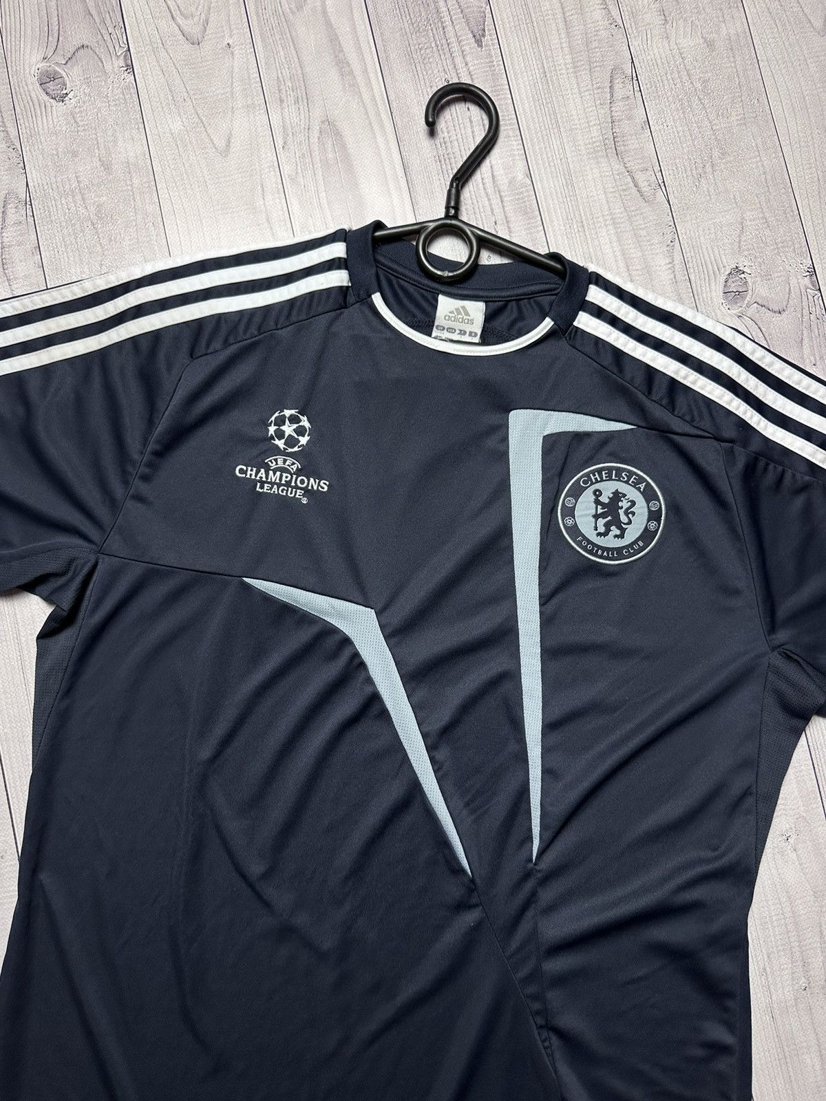 Vintage adidas Chelsea soccer jersey Champions League size S