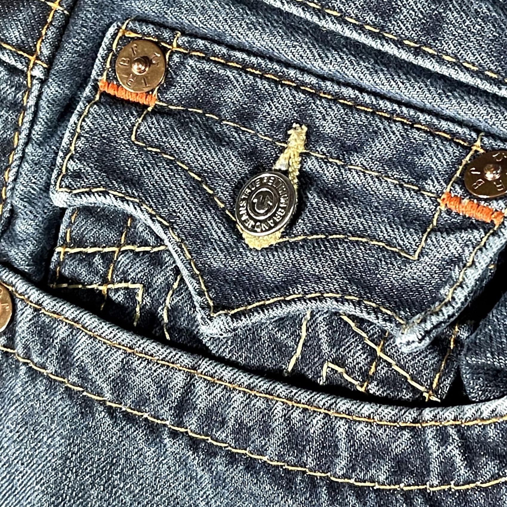 True Religion True Religion Jeans Mens 37x33 Blue Skinny W/Flap Slim Fit Medium Wash Denim Jeans Mens 37 in Blue Skinny W/Flap Size US 36 / EU 52 - 7 Thumbnail