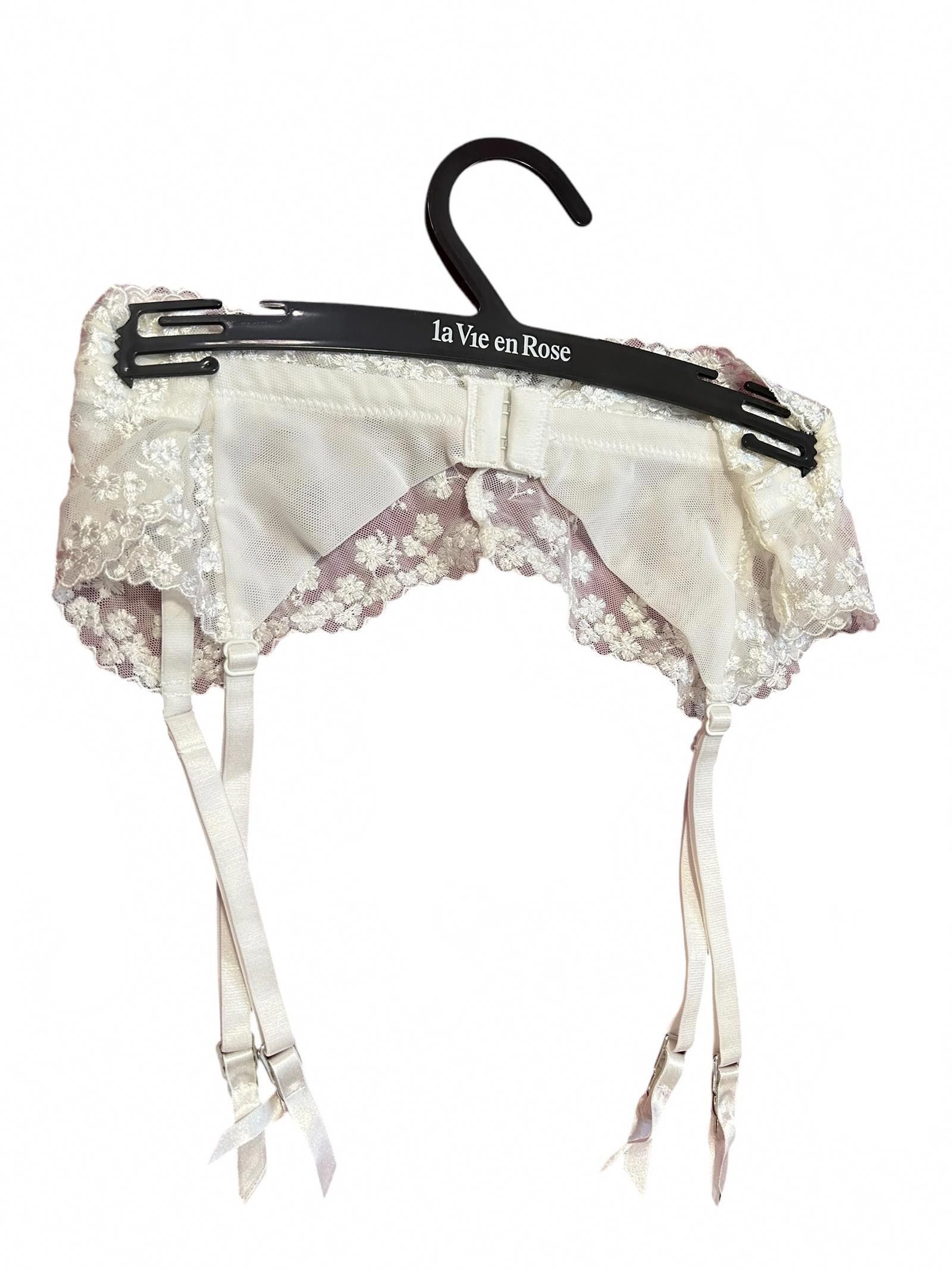 Designer La Vie en Rose Elegant Lace Garter Belt Size ONE SIZE - 1 Thumbnail
