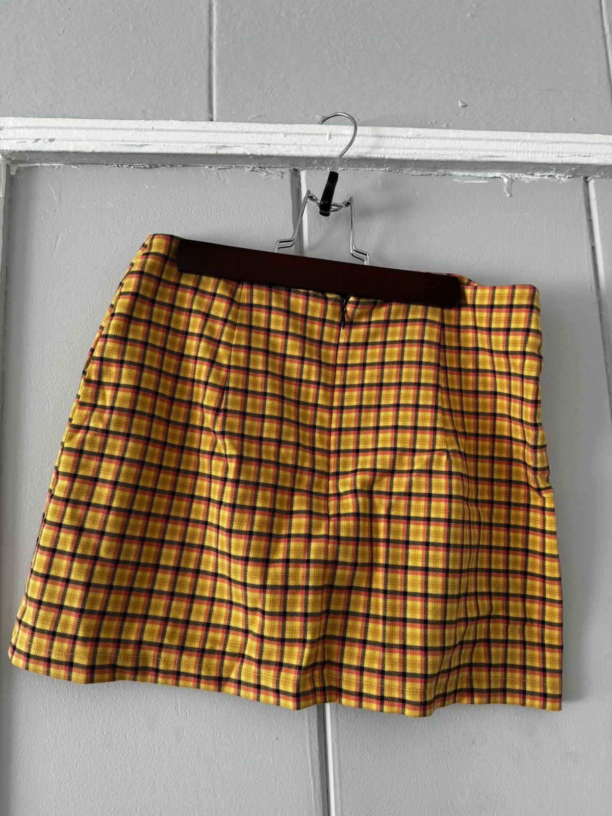 Urban Outfitters Urban Outfitters Yellow Plaid Style Mini Skirt Size Small Size 30" / US 8 / IT 44 - 2 Thumbnail