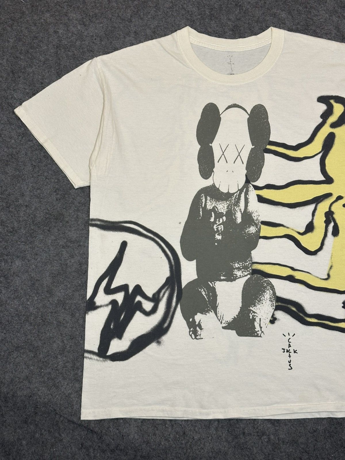 Kaws Travis Scott Cactus Jack x KAWS for Fragment T-shirt. Size US M / EU 48-50 / 2 - 3 Thumbnail