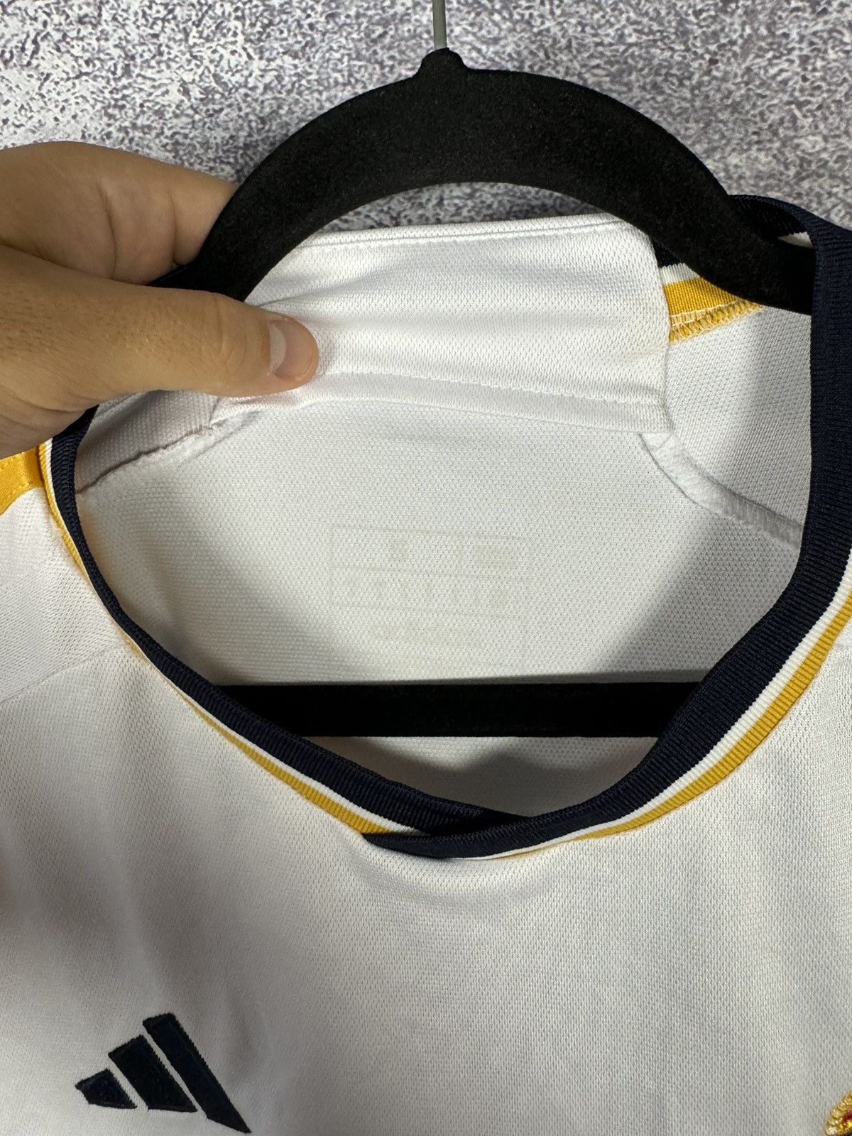 Vintage BELLINGHAM Real Madrid 2023/24 Fan Soccer Jersey Small Size US S / EU 44-46 / 1 - 10 Thumbnail