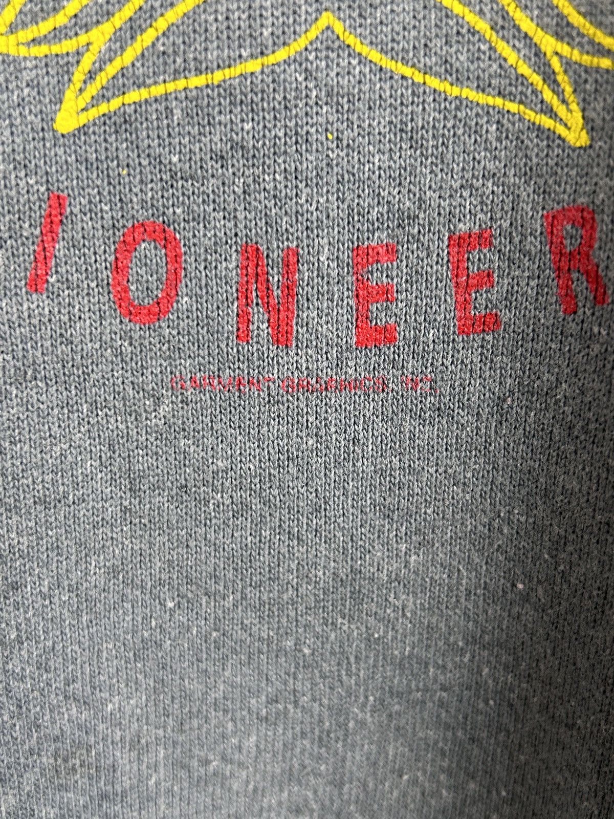 Tultex 90s Vintage Denver University Pioneers Sweatshirt Crewneck Size US M / EU 48-50 / 2 - 3 Thumbnail