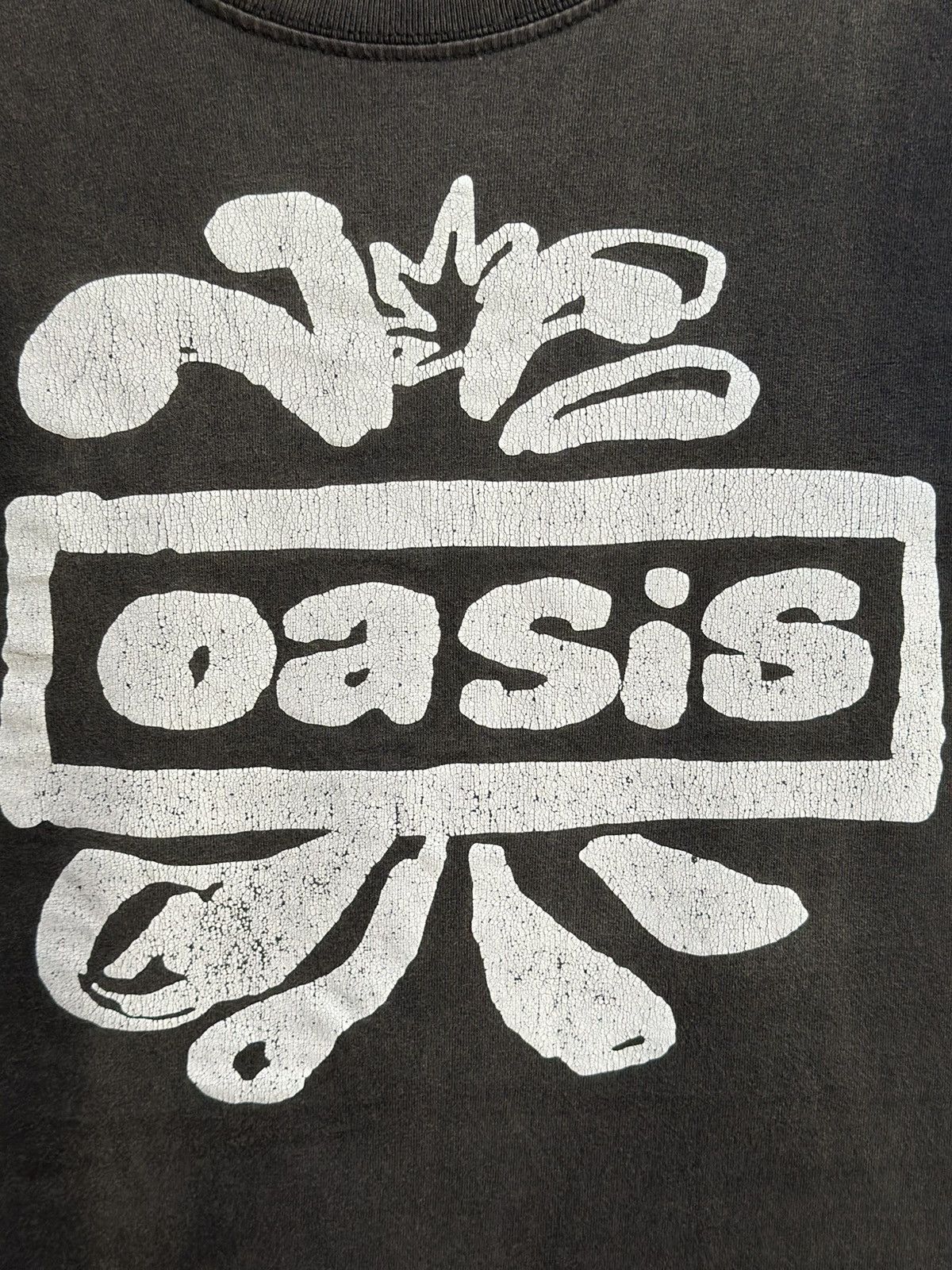 Band Tees × Vintage Vintage Oasis Dig Out Your Soul Sun Faded Tee Size US S / EU 44-46 / 1 - 8 Thumbnail