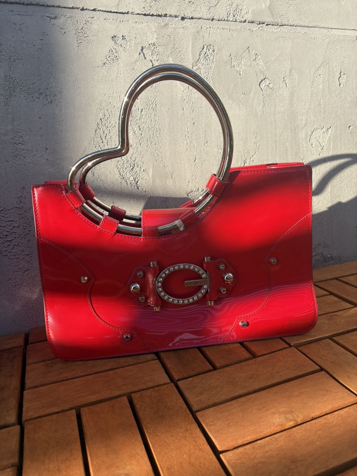 Guess Guess Vintage Red Patent Heart Handle Bag – Y2K Size ONE SIZE - 13 Thumbnail